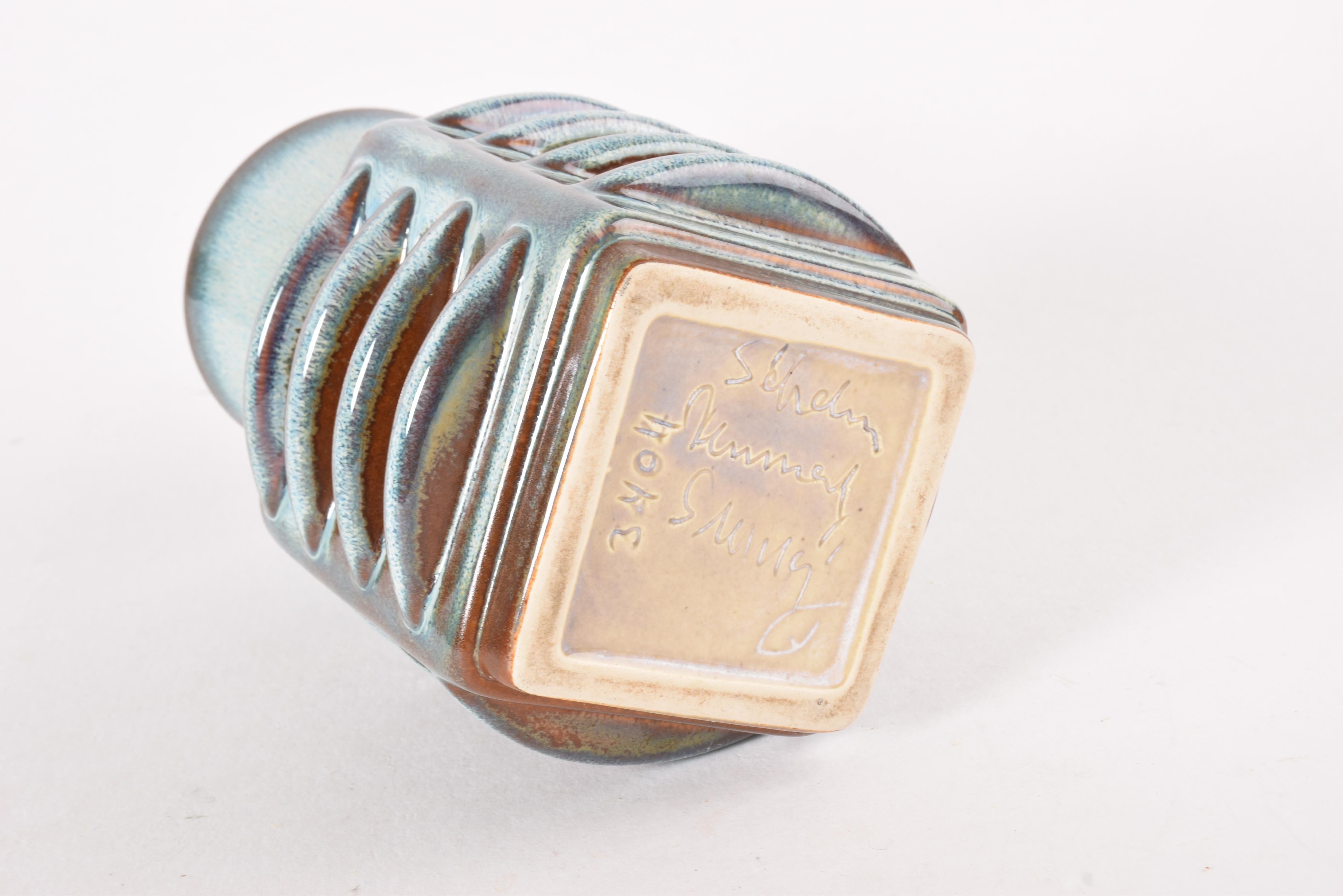 Dänische 1960er Jahre Søholm Skulpturale Keramikvase von Einar Johansen, blau-grüne Glasur im Angebot 2