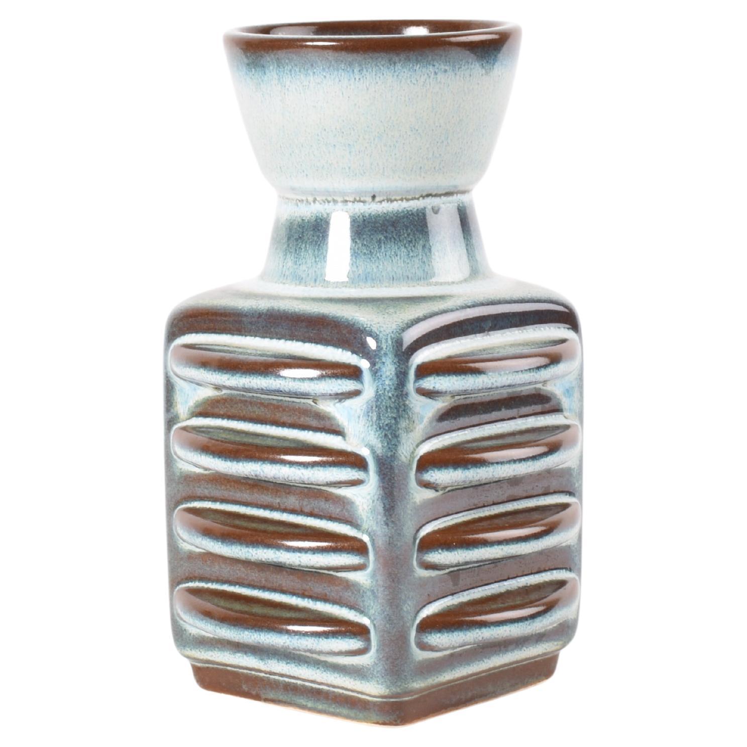 Dänische 1960er Jahre Søholm Skulpturale Keramikvase von Einar Johansen, blau-grüne Glasur