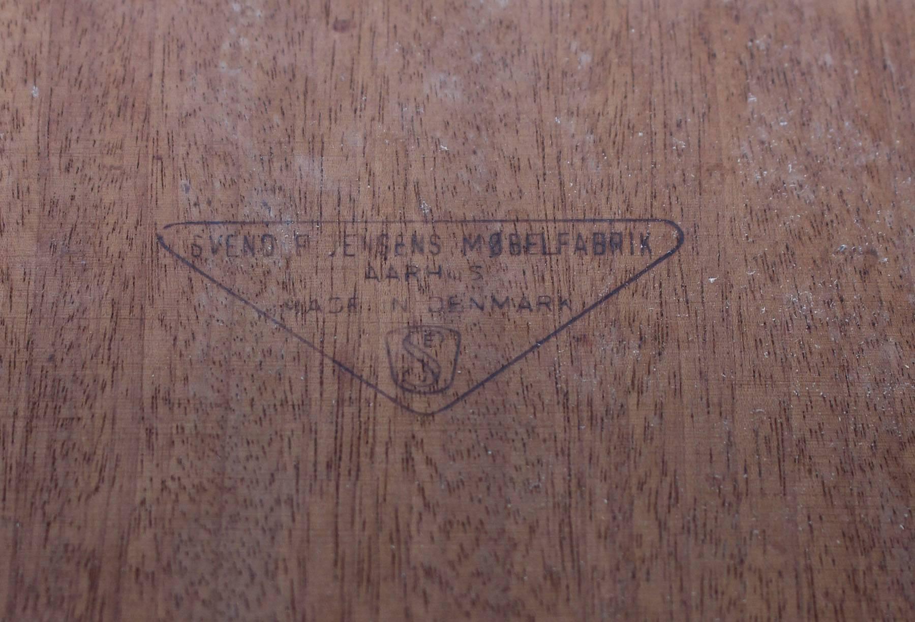 Fine Danish 1960's Rosewood Extendable Table by Svend Erik Jensens Møbelfabrik For Sale 5