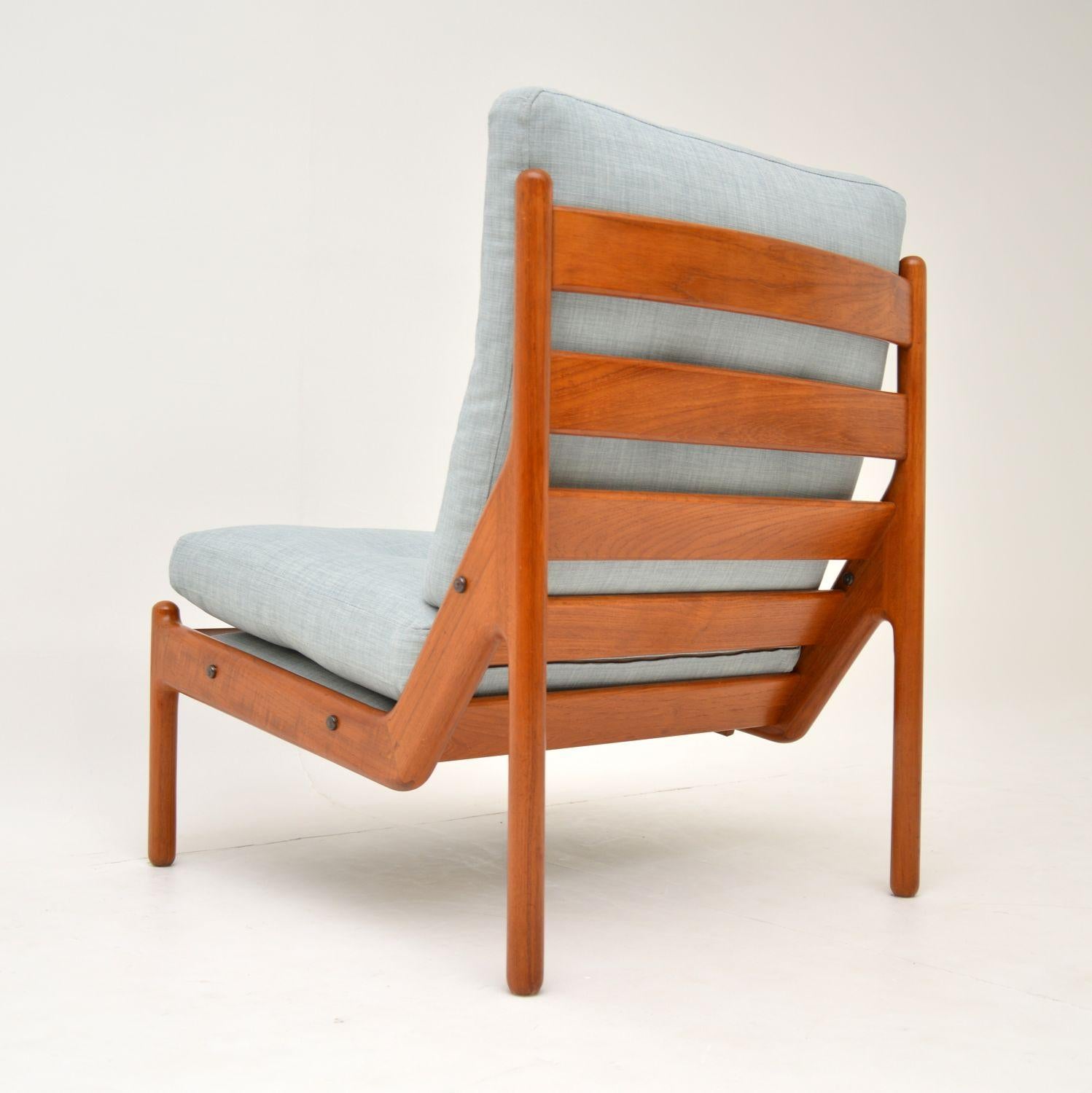 Mid-Century Modern Danish 1960s Teak Lounge Chair by Illum Wikkelso