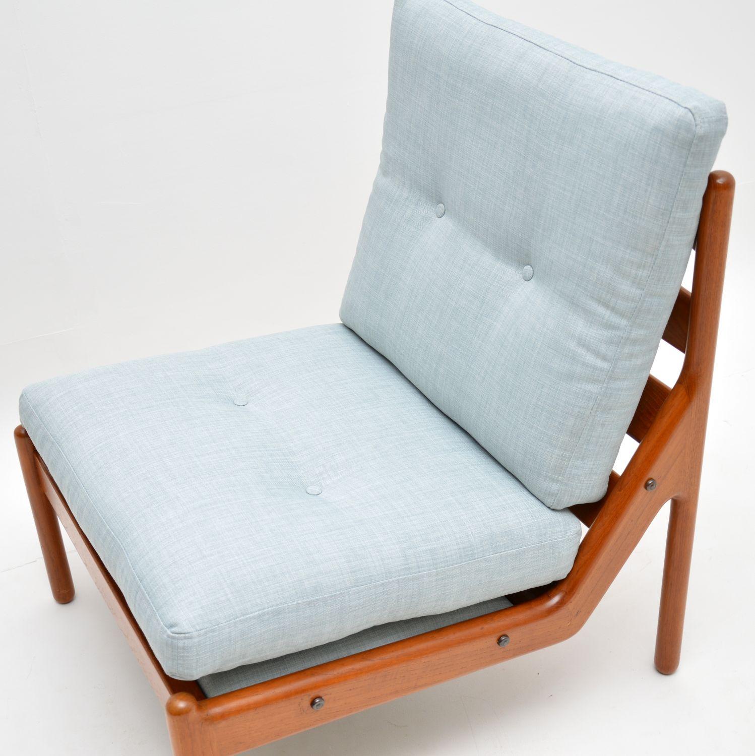 Mid-20th Century Danish 1960s Teak Lounge Chair by Illum Wikkelso