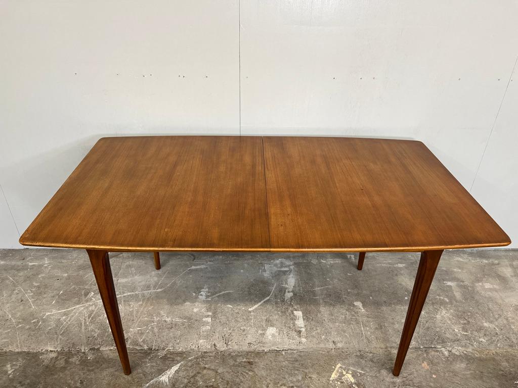 Danish 1960's vintage mid century teak dining table In Good Condition For Sale In Markington, GB