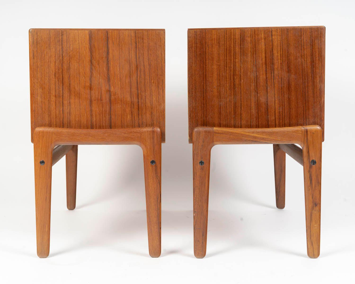 20ième siècle Meuble de chevet danois des années 1970. en vente