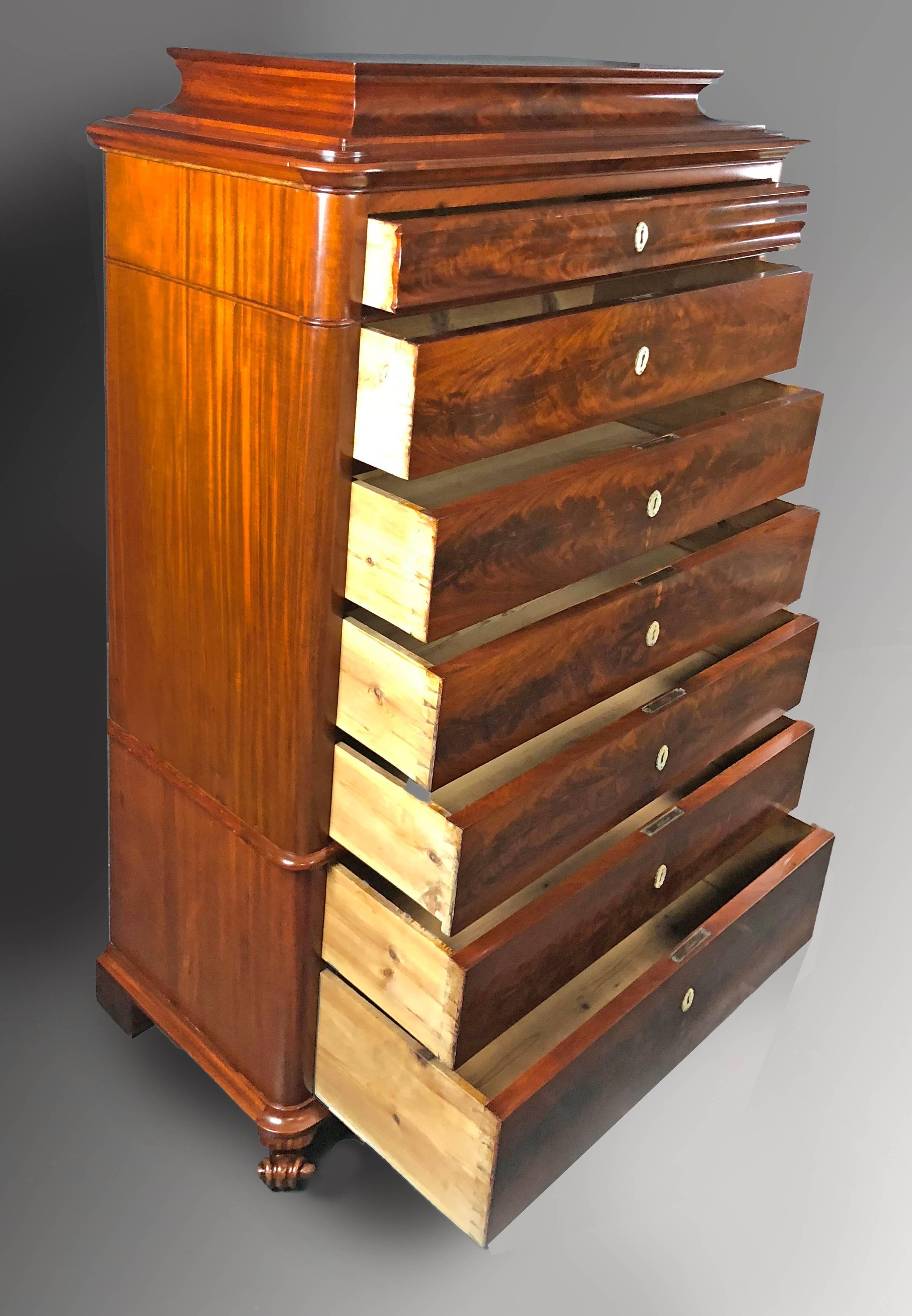 Danish Mid 19th Century Biedermeier Commode Tall Chest of drawers For Sale 1