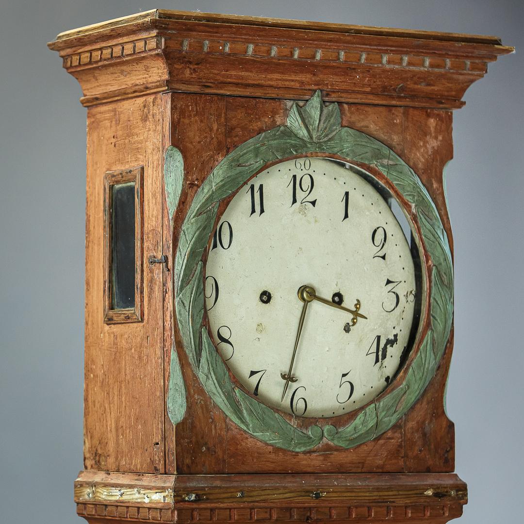 Danish 19th Century Clock In Fair Condition In Pease pottage, West Sussex