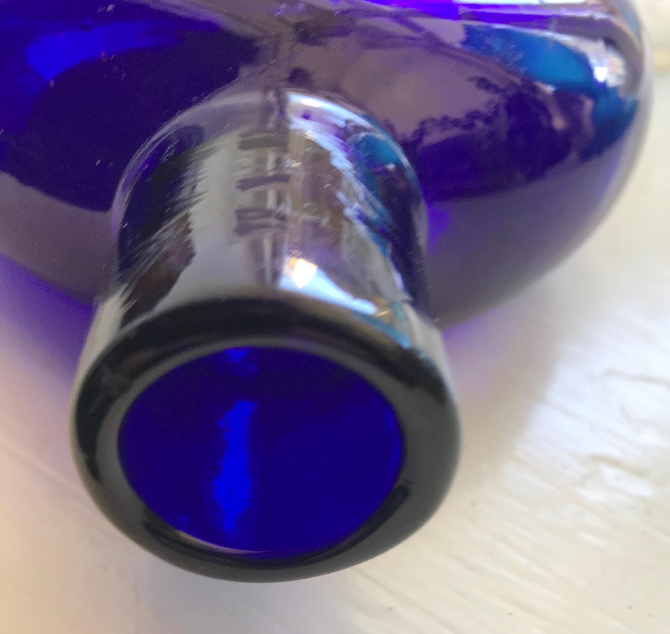 Danish 19th Century Cobalt Blue Glass Hip Flask By Holmegaard For Sale 2