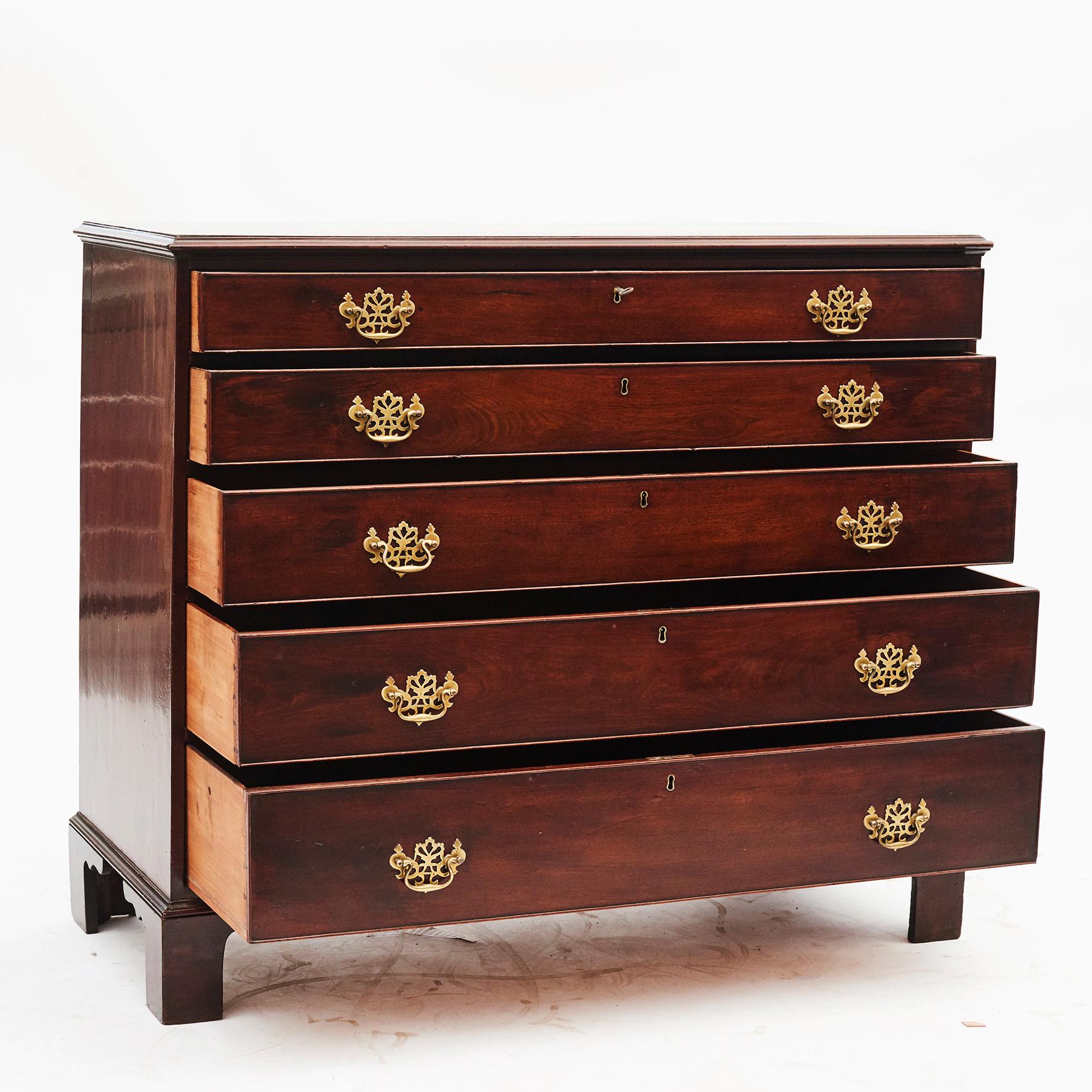 Danish 19th Century Empire Mahogany Commode In Good Condition For Sale In Kastrup, DK