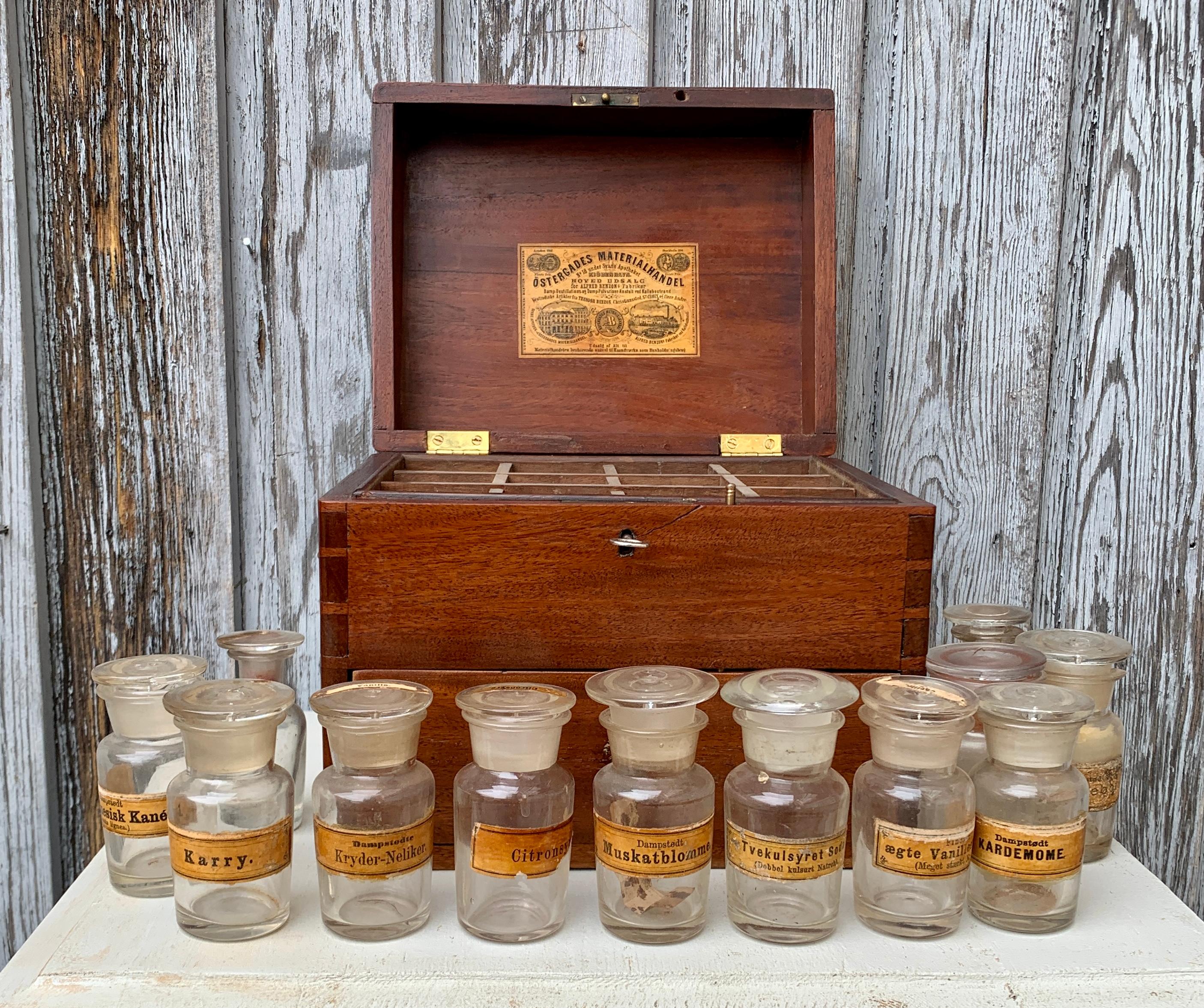 Danish 19th Century Mahogany Spice Box With Glass Containers For Sale 9