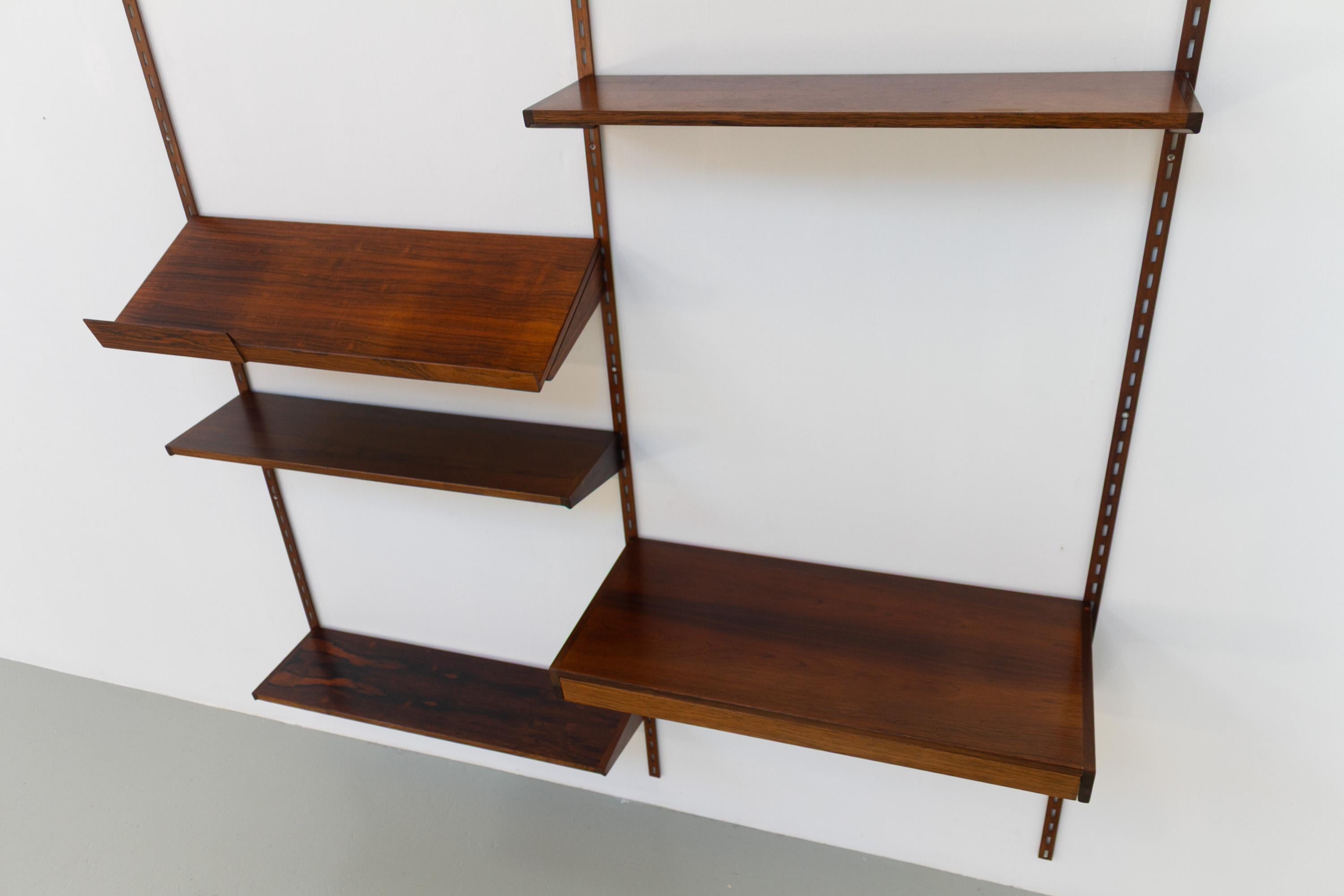 Metà XX secolo Pensile danese a 2 vani in palissandro con scrivania di Kai Kristiansen per FM, anni '60 in vendita