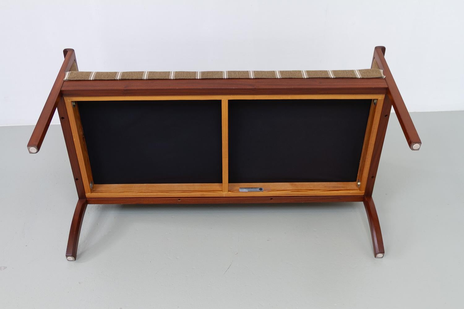 Danish 2-Seater Sofa by Ole Wanscher for PJ Møbler, 1960s. For Sale 9