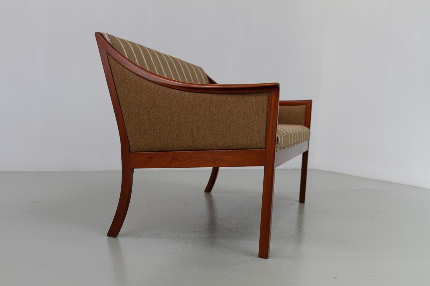 Danish 2-Seater Sofa by Ole Wanscher for PJ Møbler, 1960s. For Sale 11