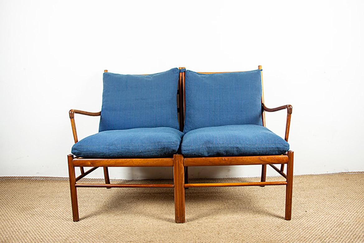 Superb Scandinavian 2-seater sofa. The 
