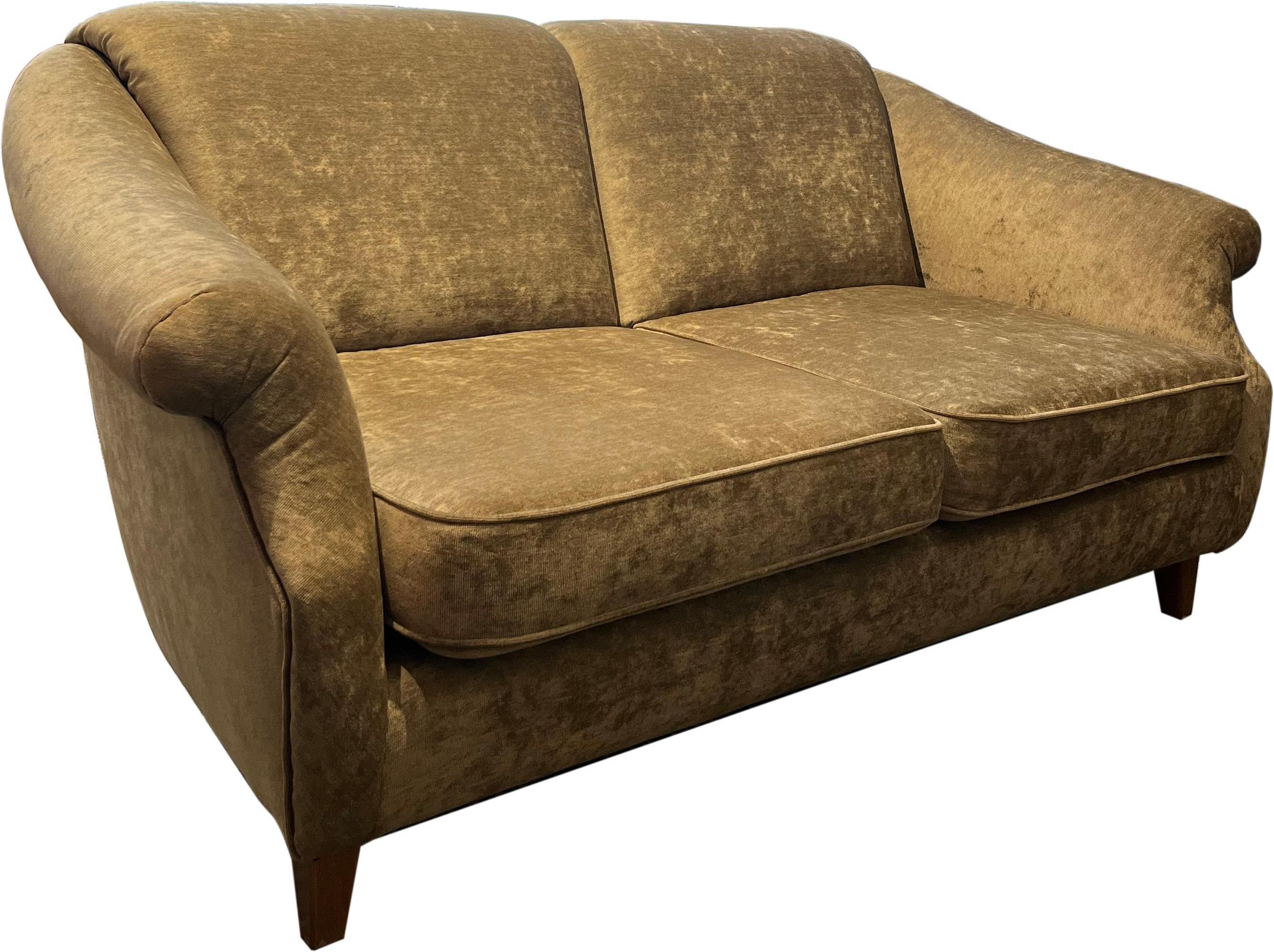 Dies ist ein 1960 dänischen Stil velor 2-Sitzer-Sofa. Der Designer ist uns nicht bekannt.