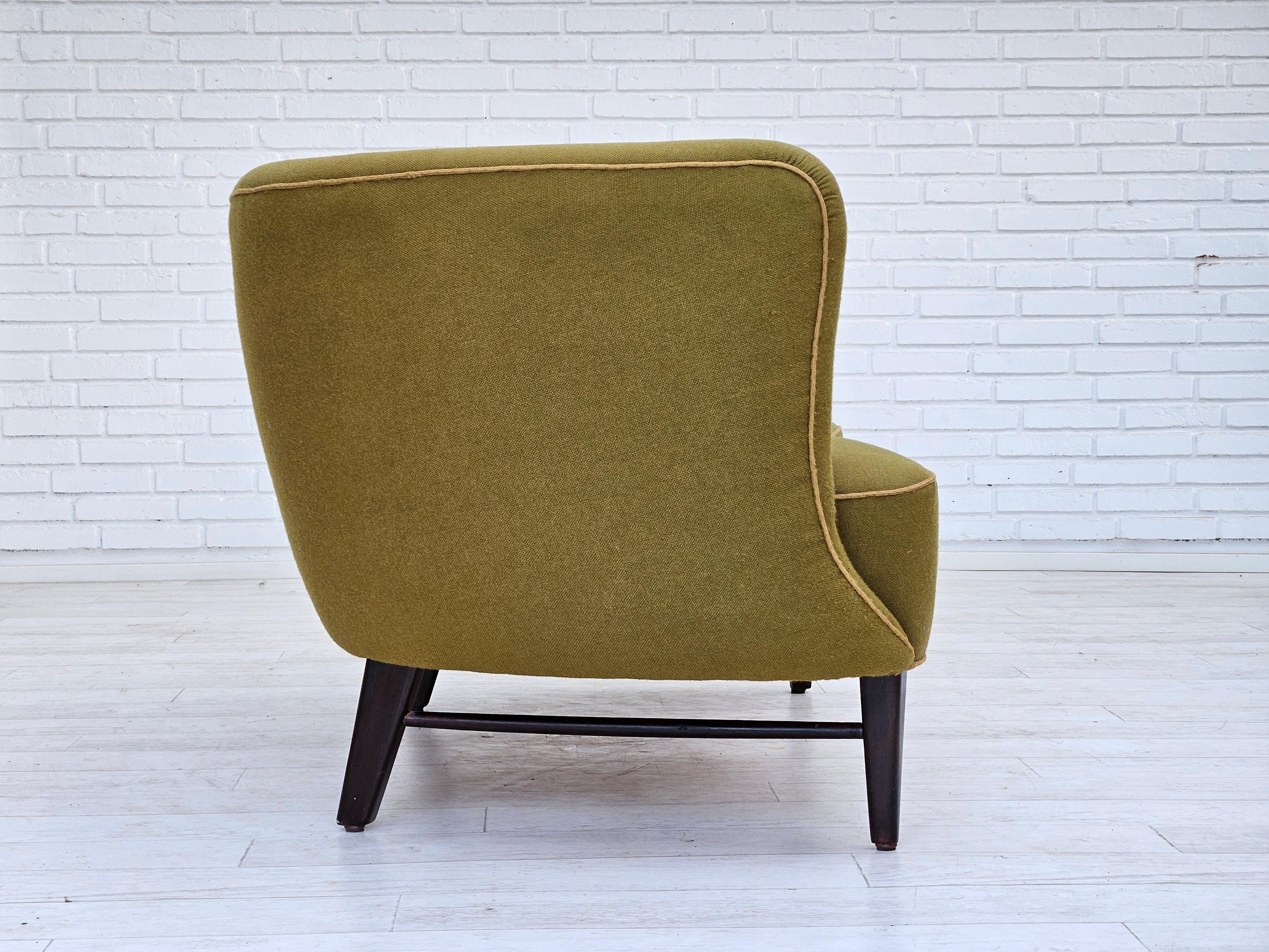 Danish 2 seater sofa, original good condition, furniture wool, oak. For Sale 4