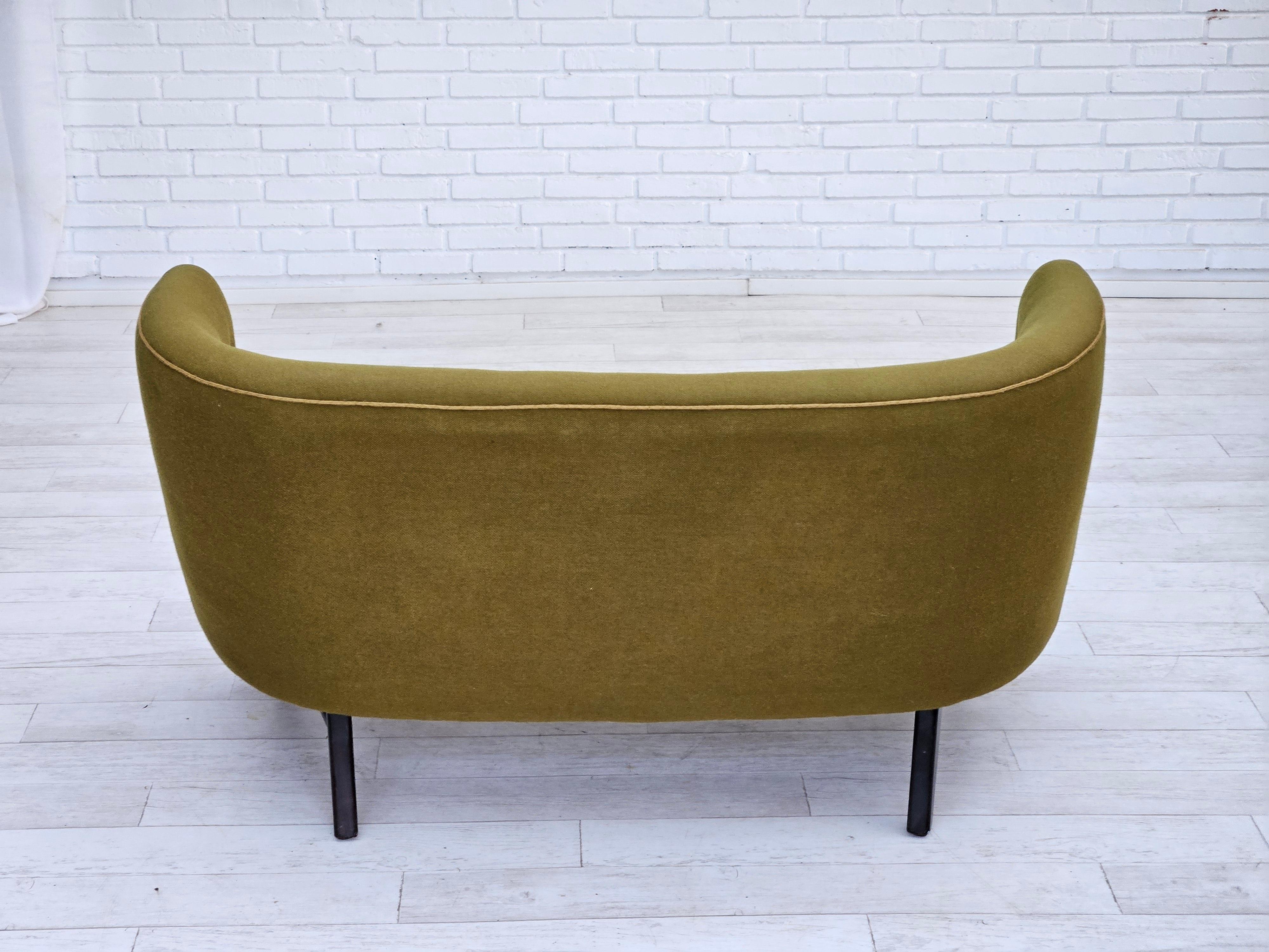 Danish 2 seater sofa, original good condition, furniture wool, oak. For Sale 1
