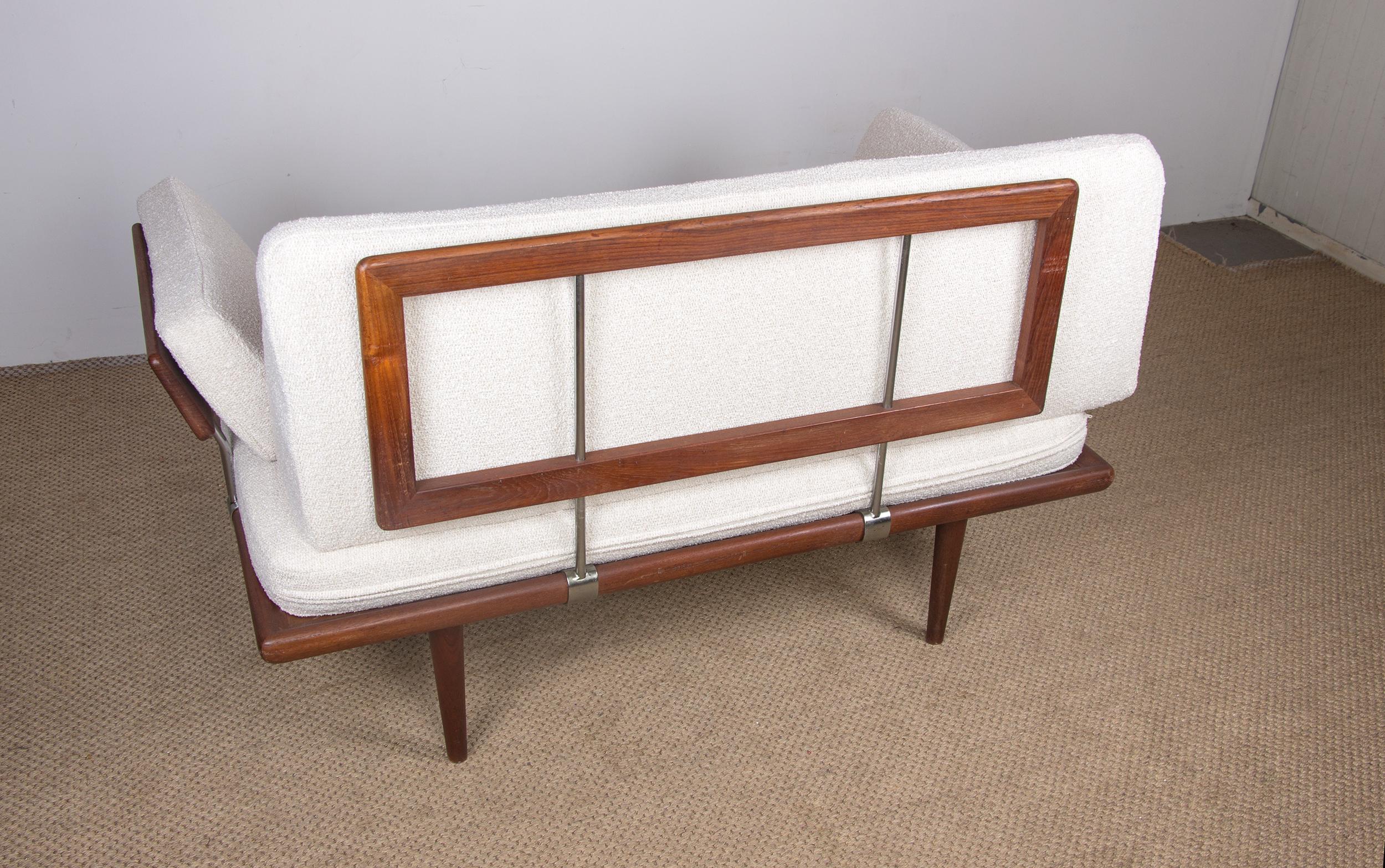 Danish 2-Seater Teak Sofa Model Minerva by Peter Hvidt and Orla Molgaard Nielsen For Sale 9