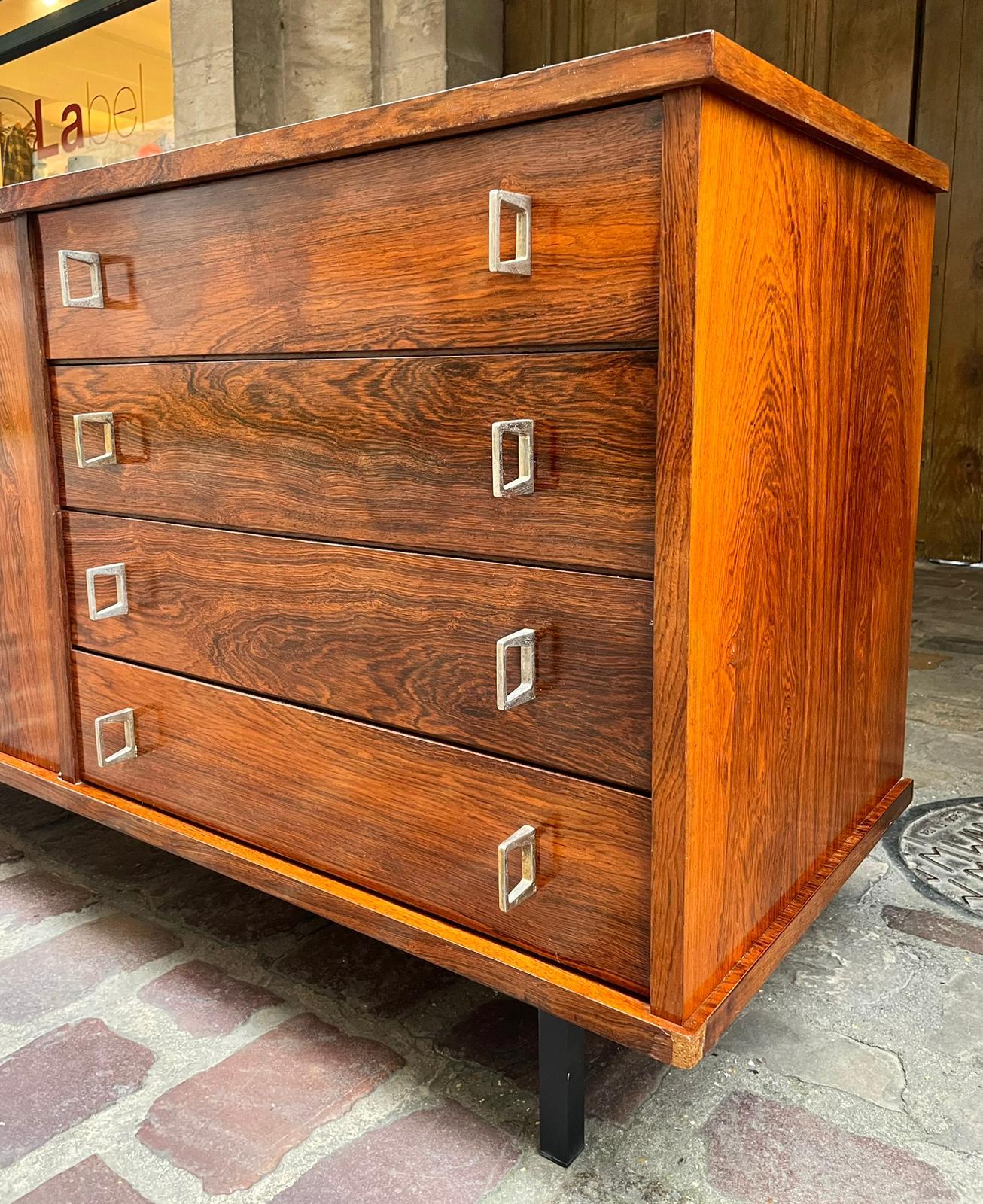 Danish 20th Century Rosewood Mid-Century Modern Sideboard For Sale 3