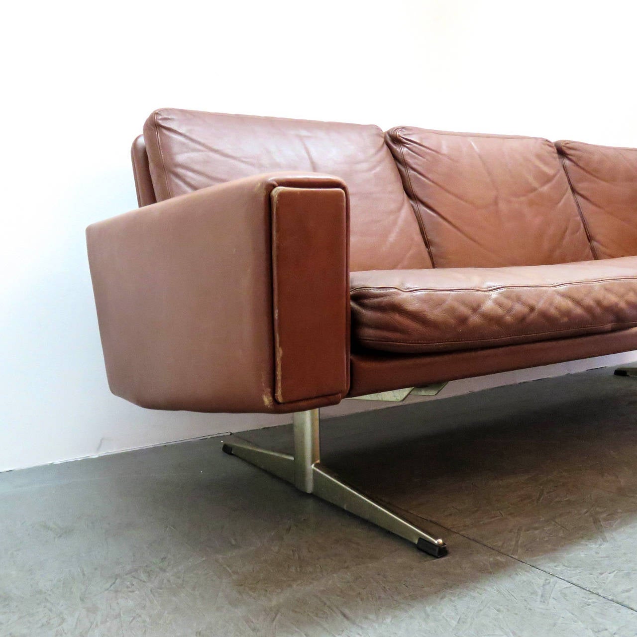 Danish 3-Seat Leather Sofa, 1960 In Good Condition In Los Angeles, CA