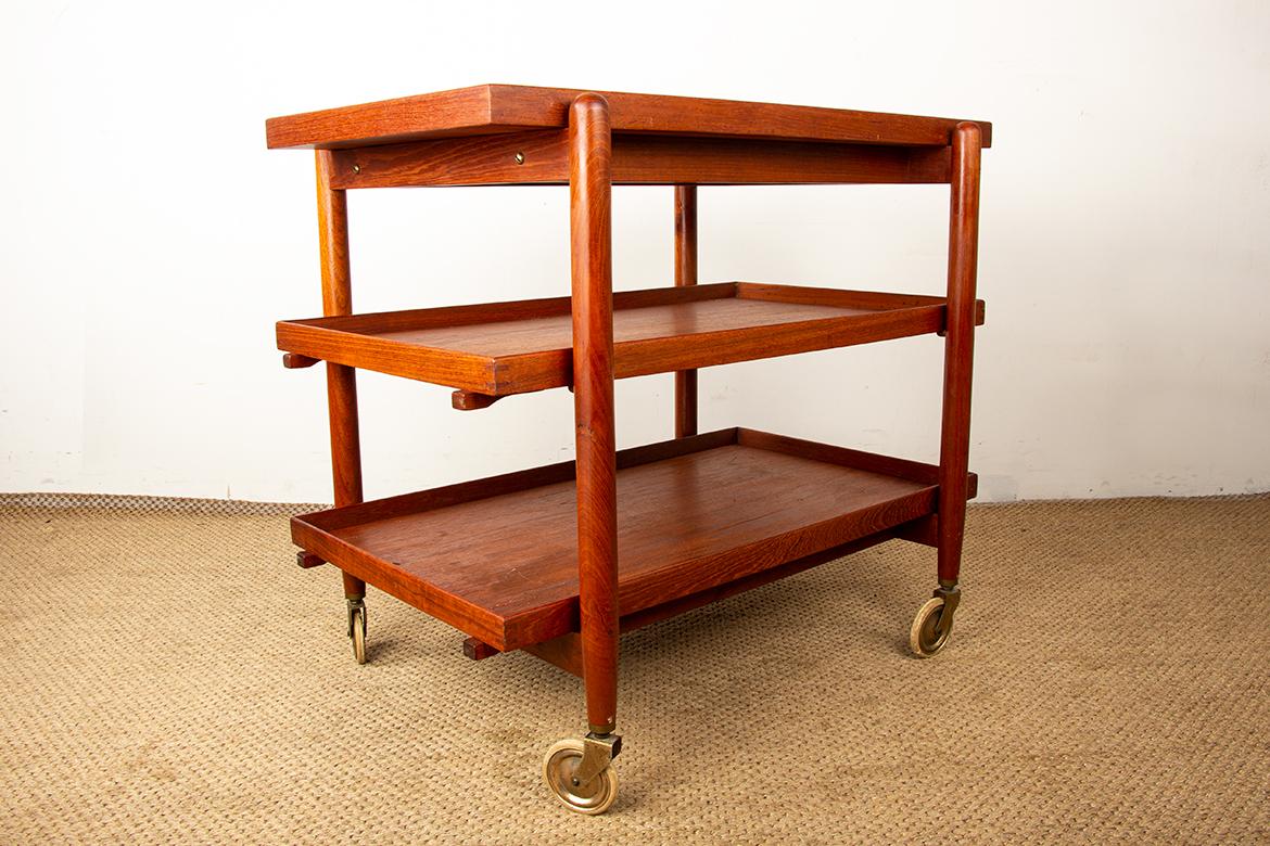 Mesa rodante danesa de teca de 3 niveles, modelo PH 23/3 de Poul Hundevad 1957. en venta 2