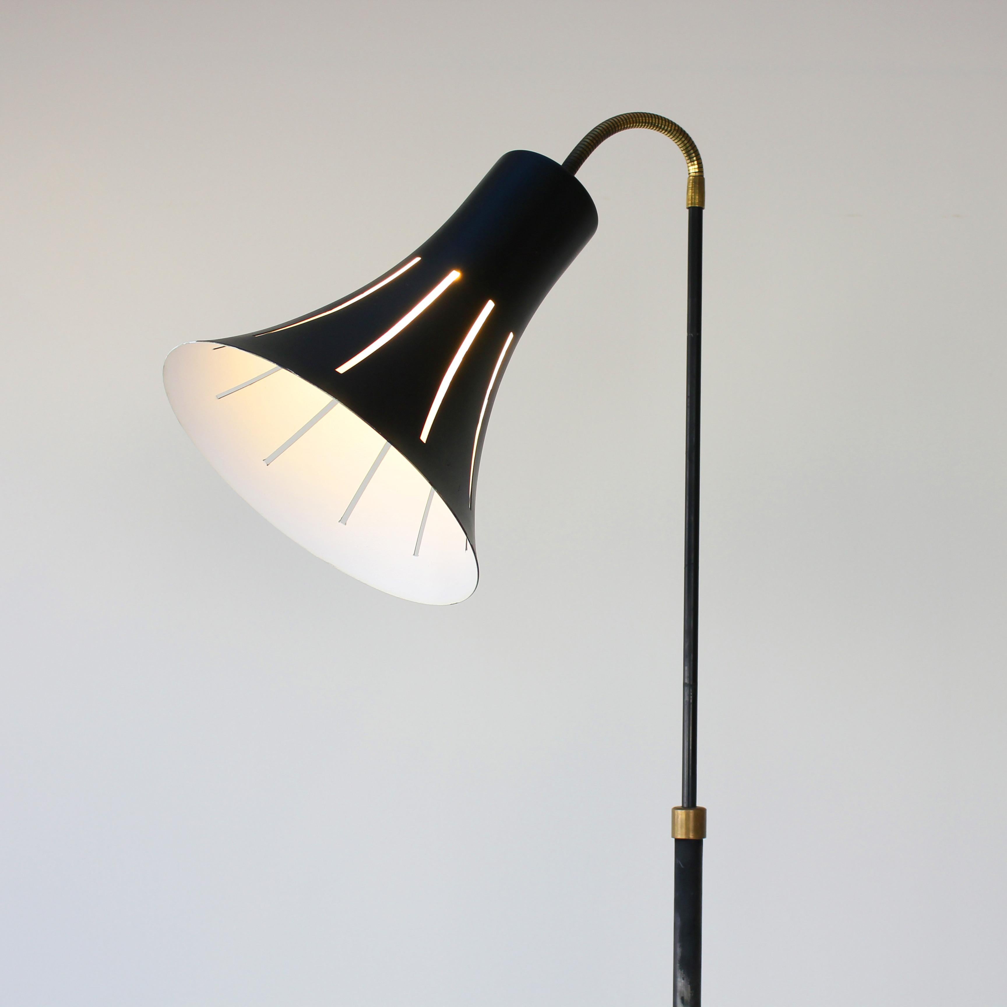 Late 20th Century Danish 70s floor lamp For Sale