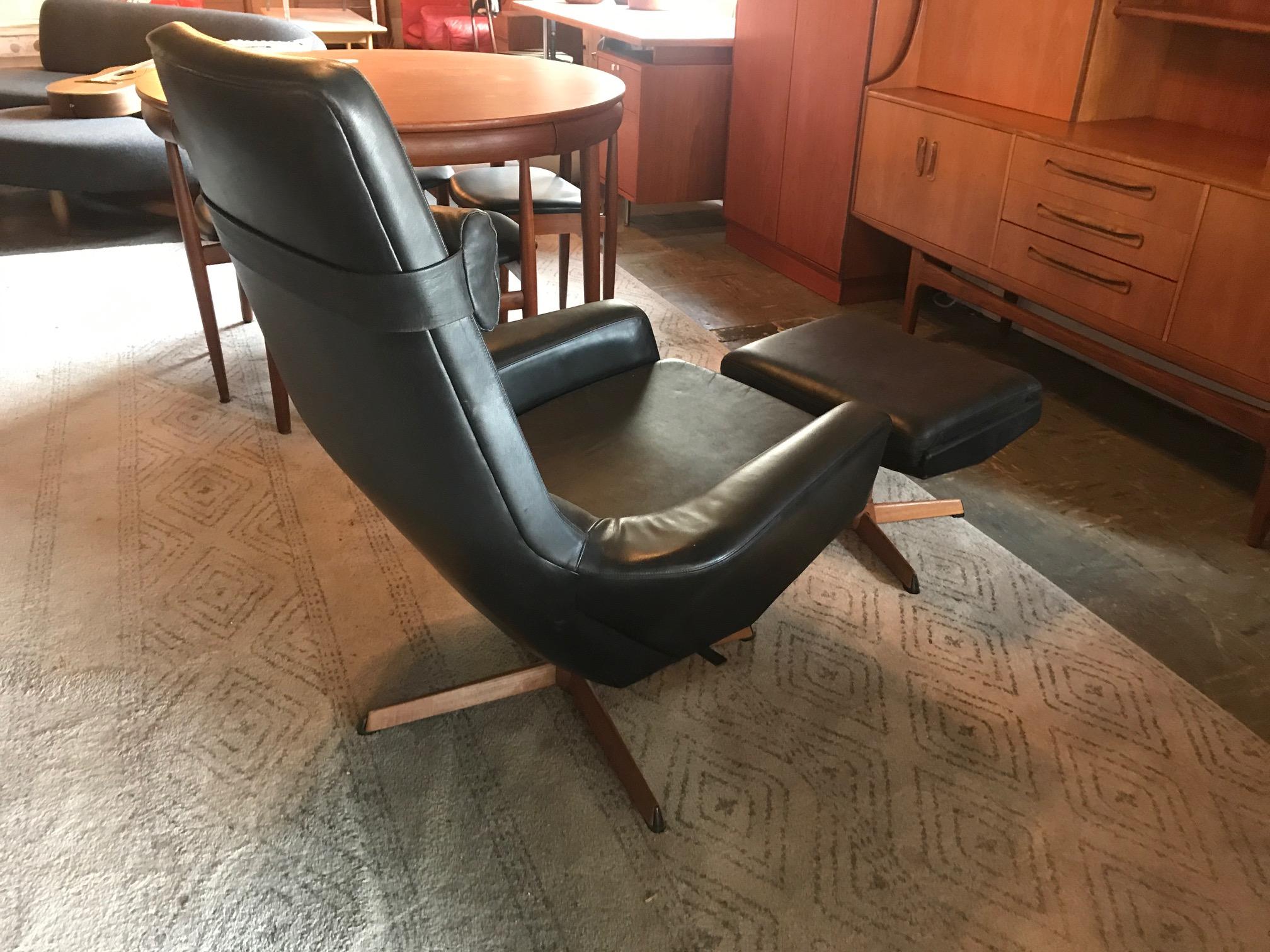 Danish Adjustable Swivel Lounge and Ottoman Original Leather by Kofod Larsen In Excellent Condition In Salt Lake City, UT