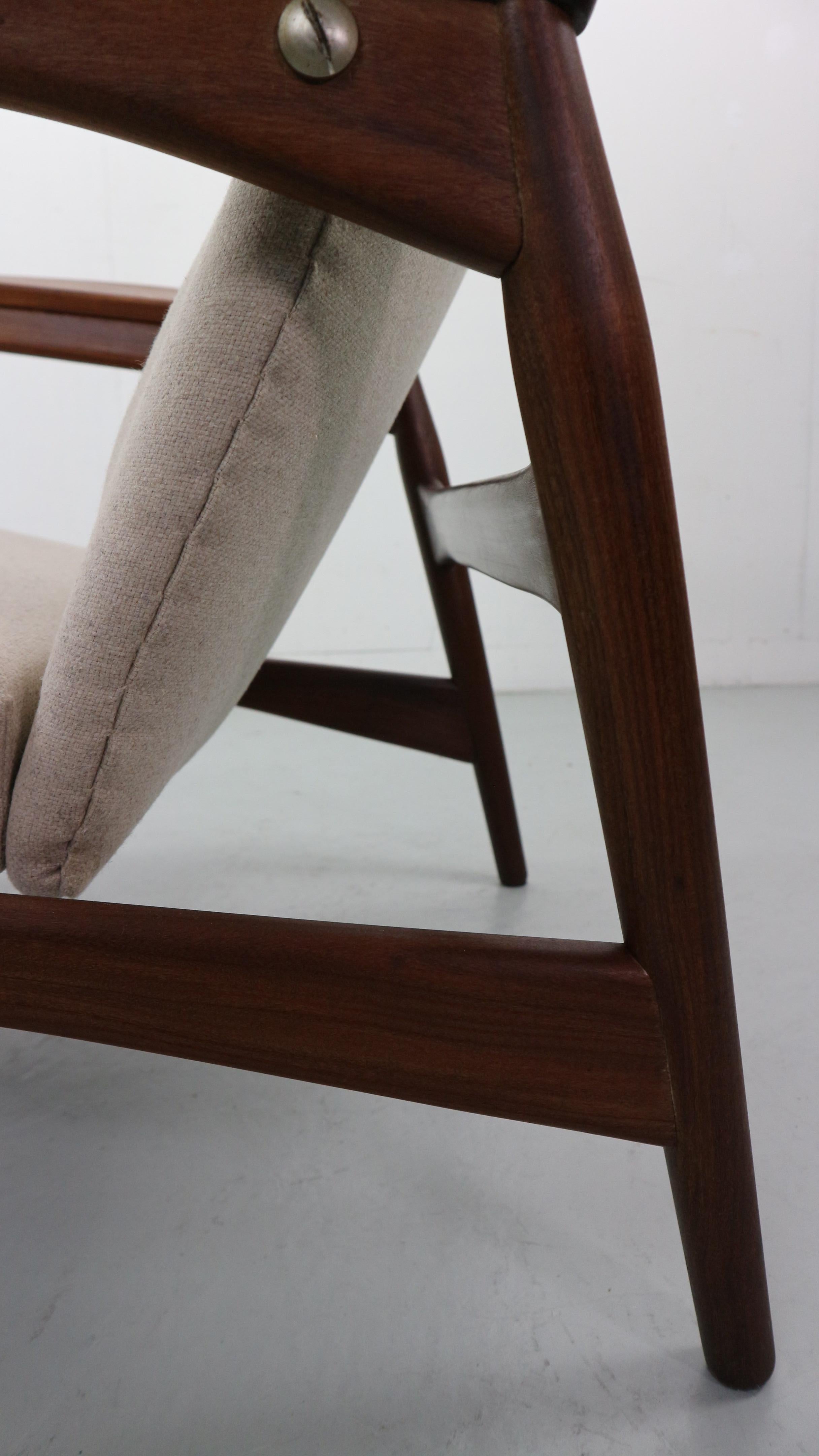 Danish Adjustable Wingback Lounge Chair in Teak, by Ib KOFOD LARSEN For Sale 6