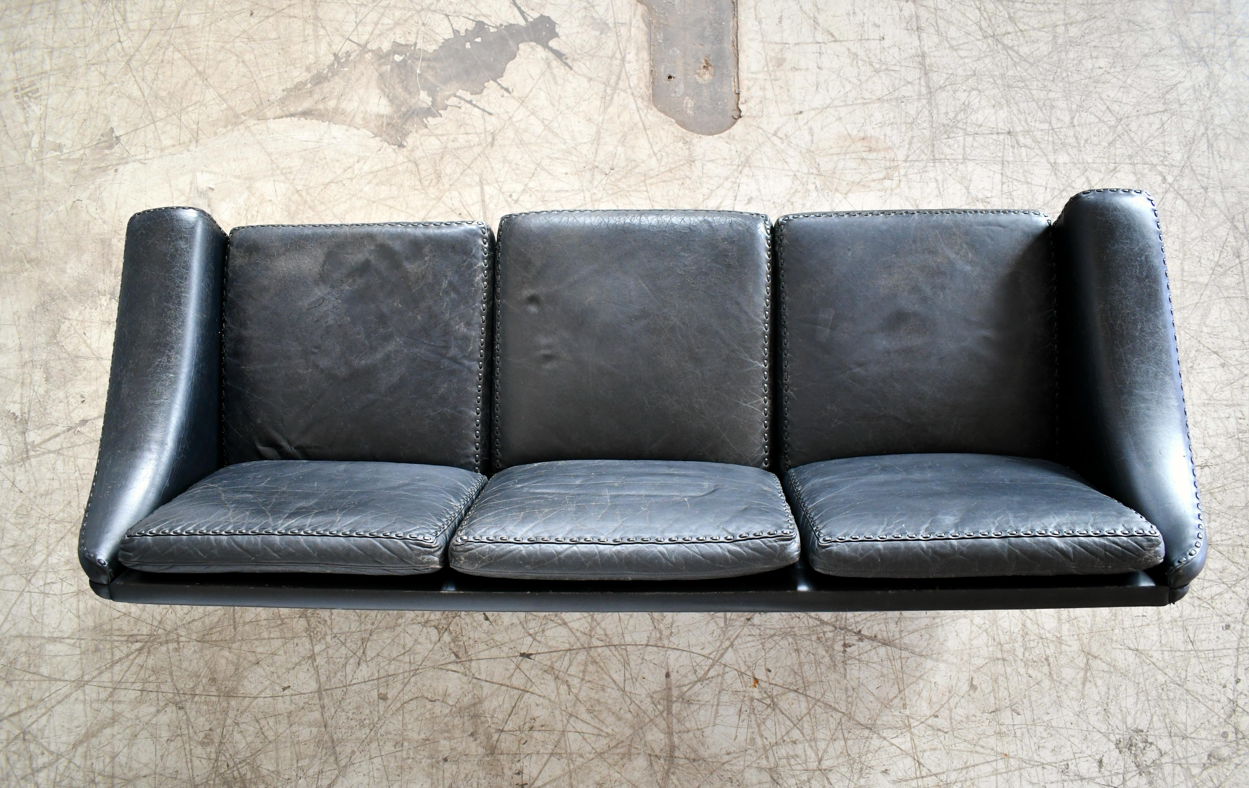 Danish Airport Style Sofa Model Matador in Black Leather by ERAN in 1966 4