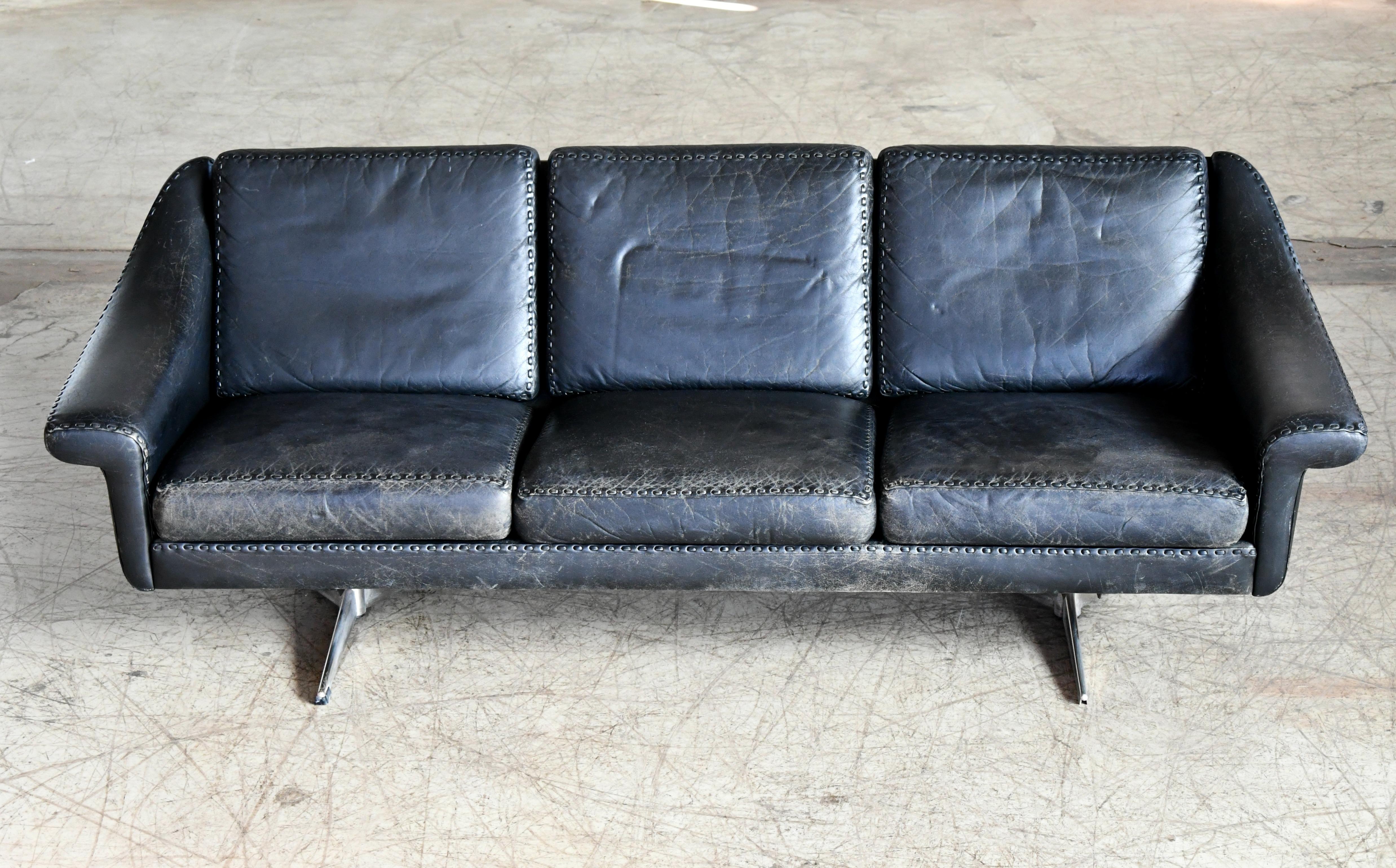 Mid-Century Modern Danish Airport Style Sofa Model Matador in Black Leather by ERAN in 1966