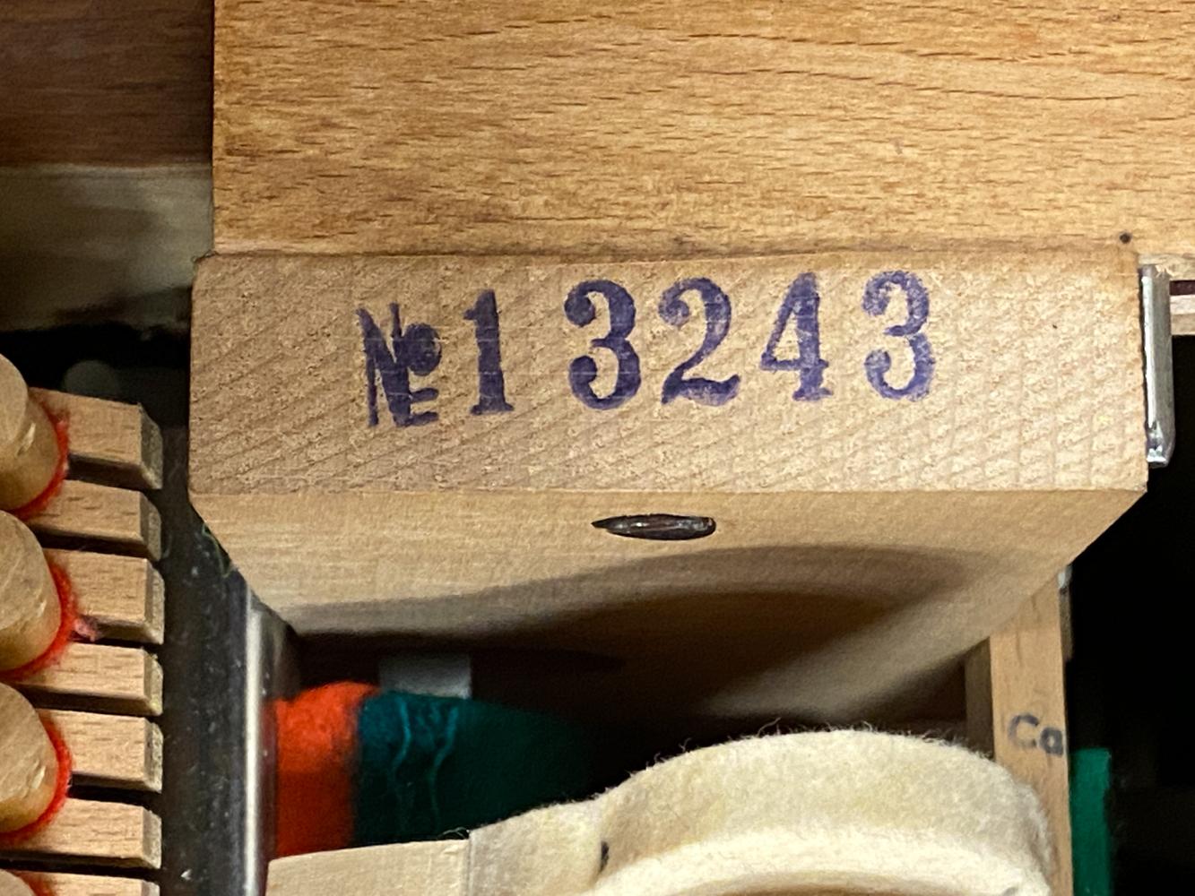 Dänisches Andreas Christensen Teakholz Mid-Century Klavier im Angebot 1