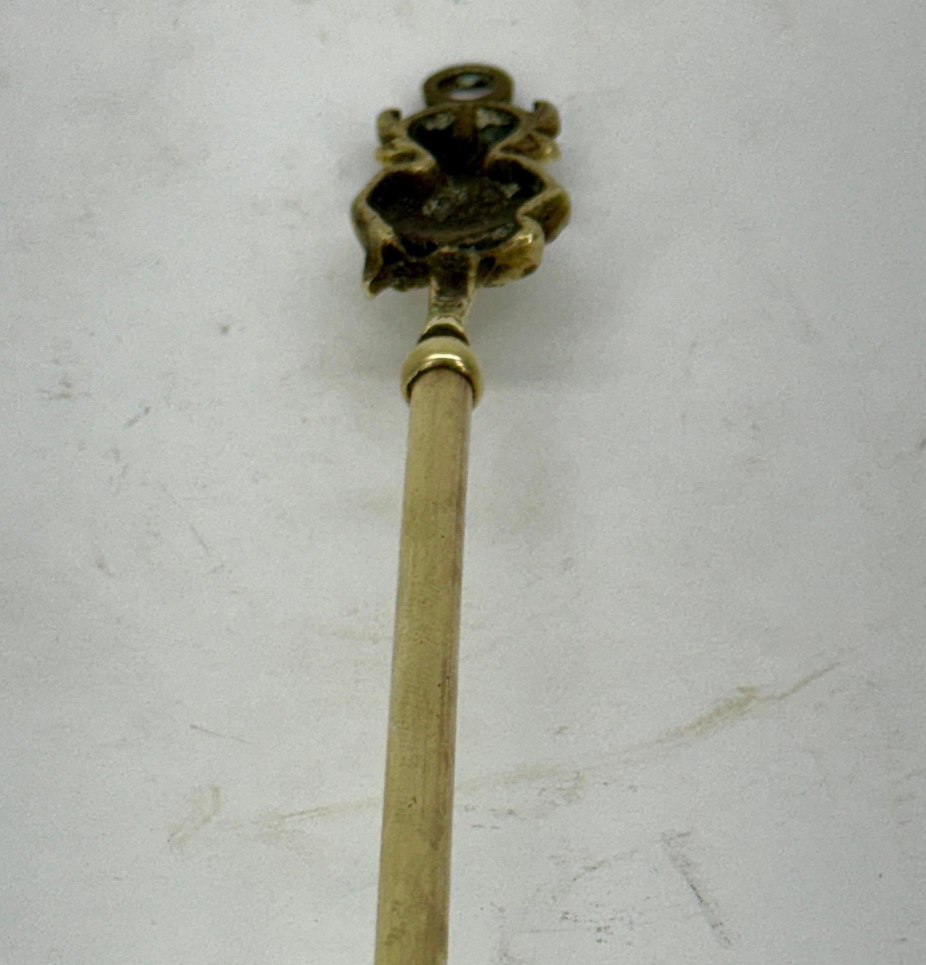 Danish Antique Brass Fireplace Neptune Toasting-fork In Good Condition For Sale In Haddonfield, NJ