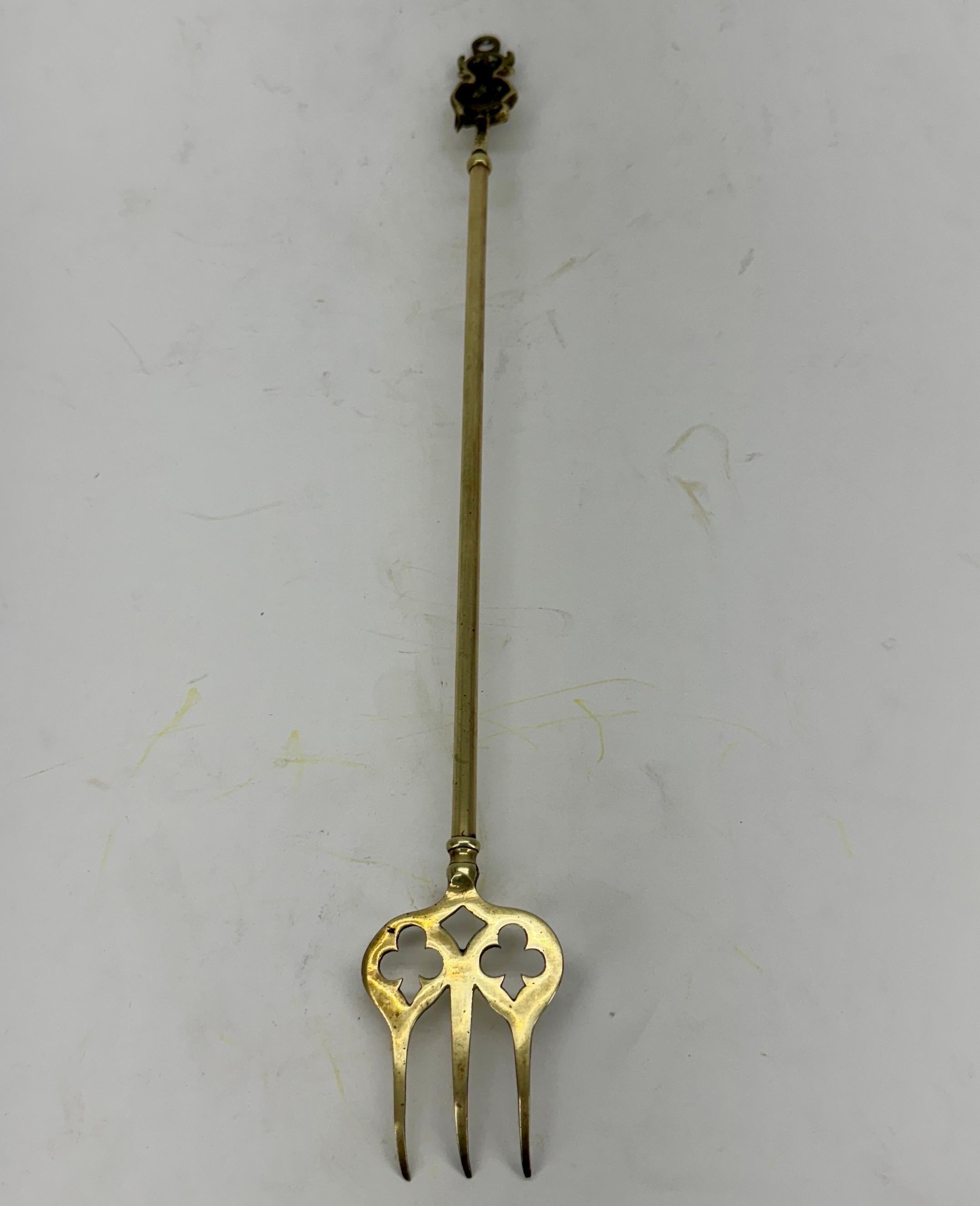 Danish Antique Brass Fireplace Neptune Toasting-fork For Sale 1