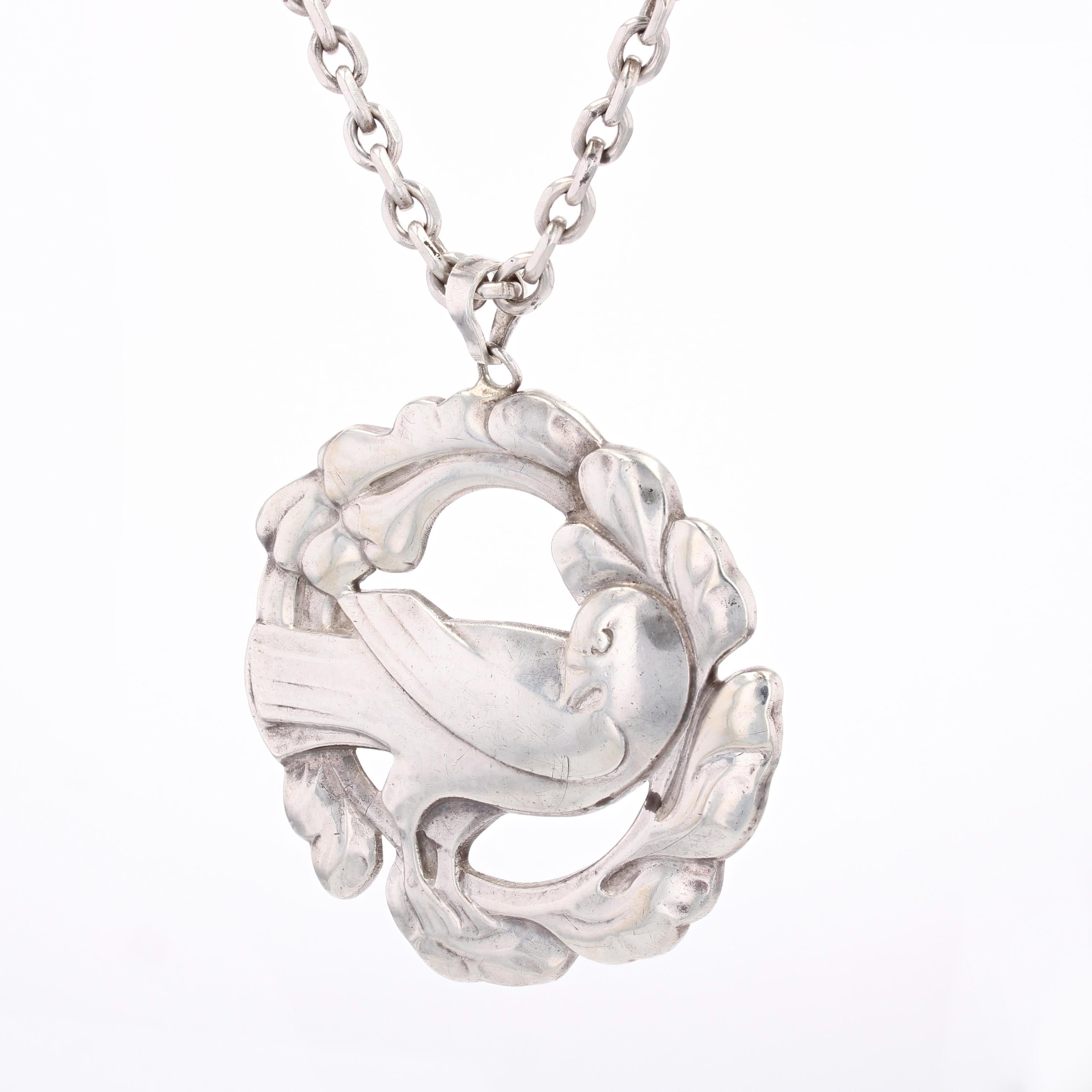 Collier en argent danois ancien signé Georg Jansen avec une colombe Pour femmes en vente