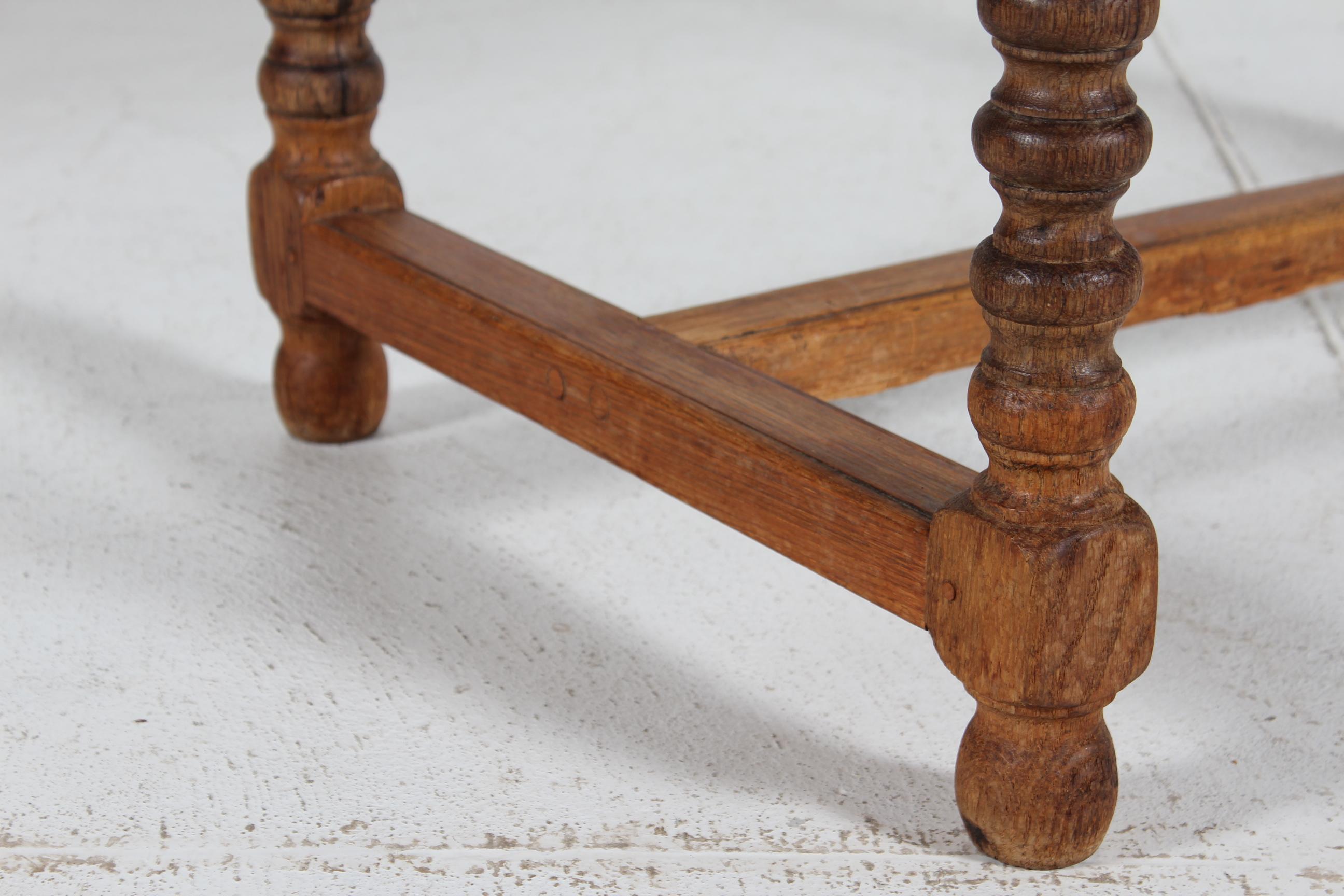 Danish Antique Handcrafted Baroque Style Coffee Table of Solid Oak 1850s In Good Condition For Sale In Silkeborg, Silkeborg