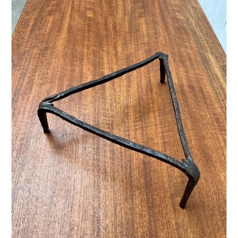 Danish Antique Wrought Iron Tripod Stand In Good Condition For Sale In Hamburg, DE