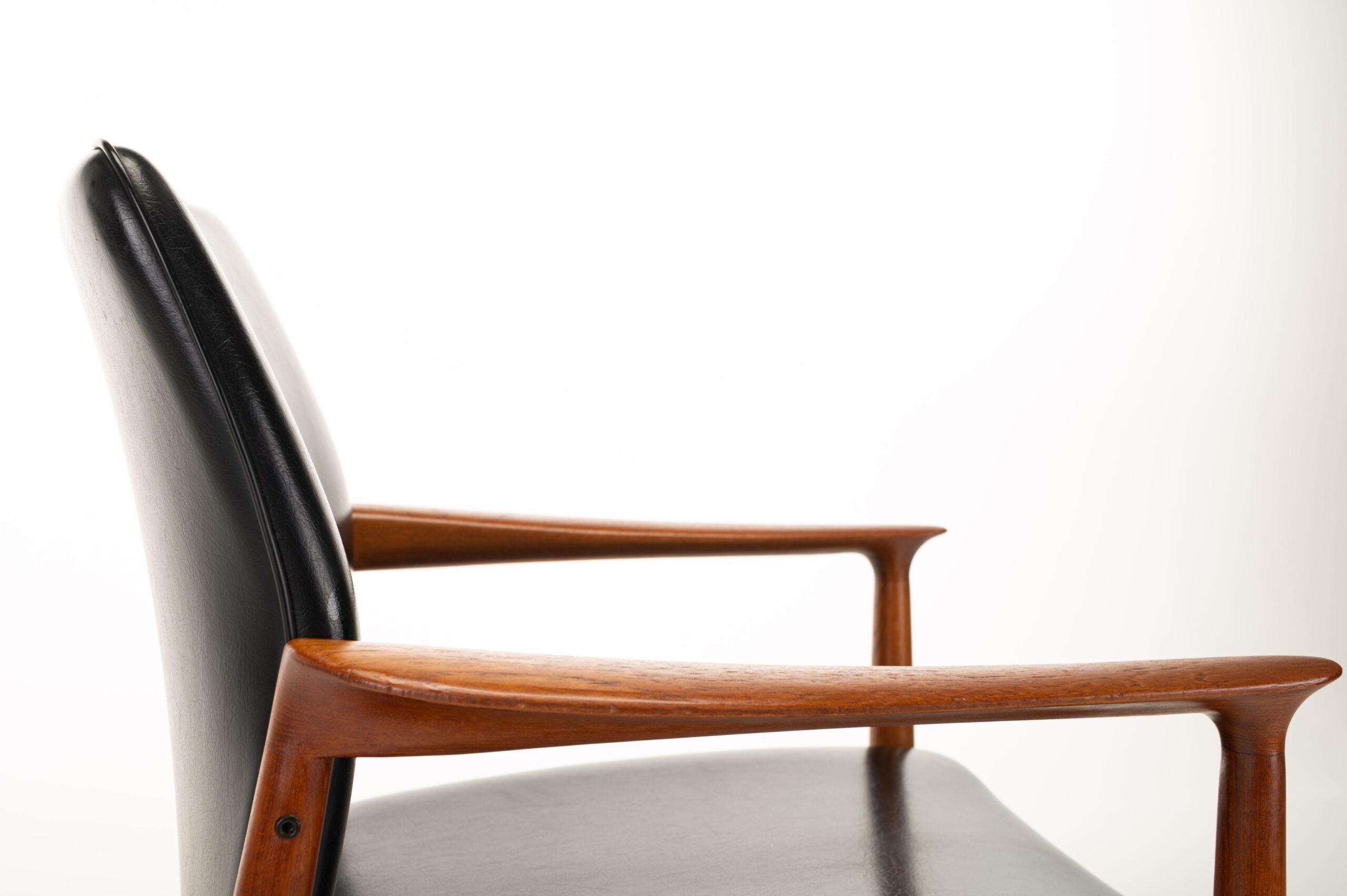 Danish Armchair by Grete Jalk for Glostrup, Denmark 1960s 5