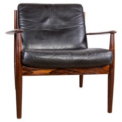 Fauteuil danois en bois de rose et cuir par Grete Jalk pour France & Son, 1960