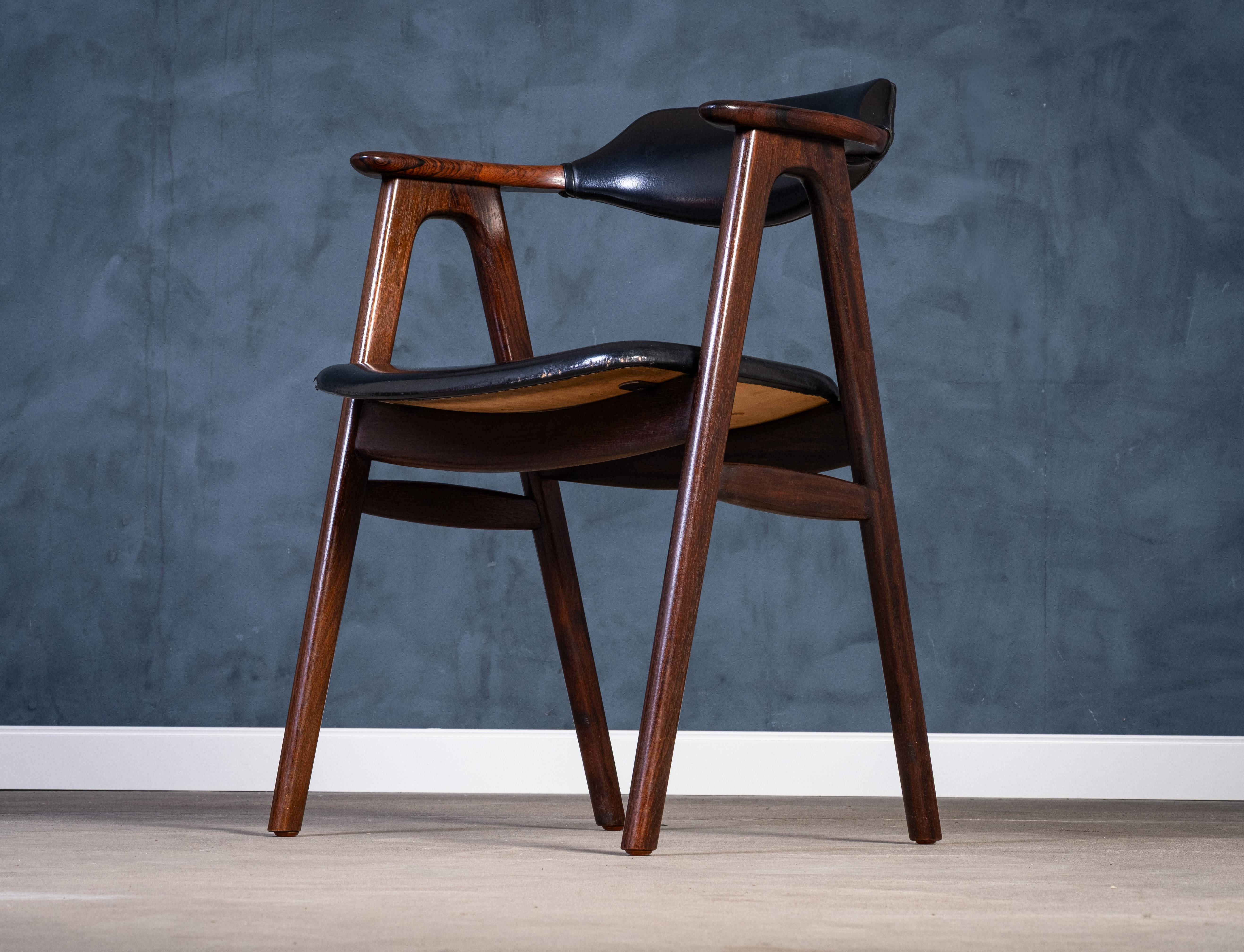 Mid-Century Modern Danish Armchair in Rosewood by Erik Kirkegaard for Høng Stolefabrik, 1960s For Sale