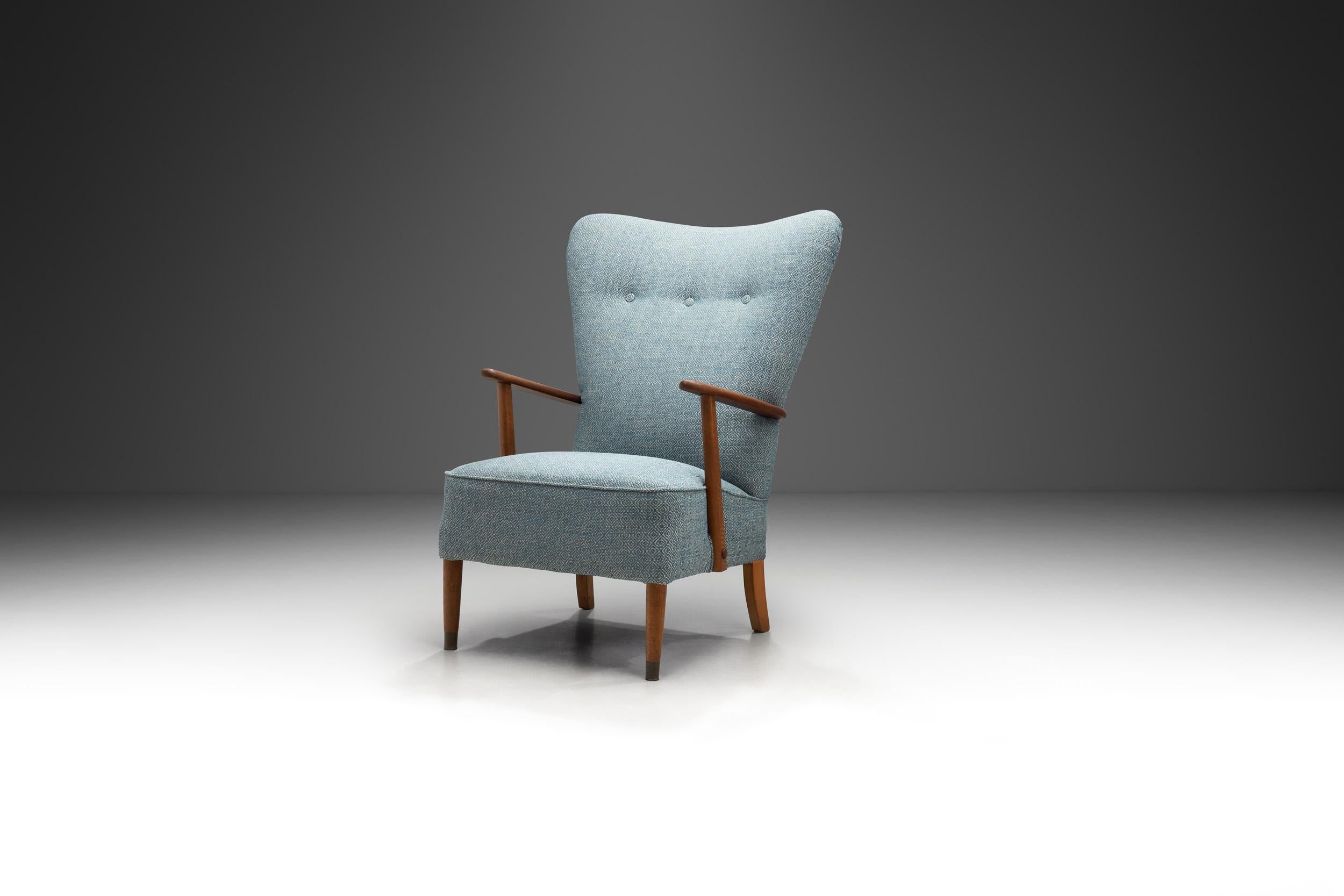 Danish Modern, a recognisable term around the world, stands for the characteristic style of Danish design created during the 20th century. With its golden age around the middle of the century, Danish Modern can be described by its clarity of design,