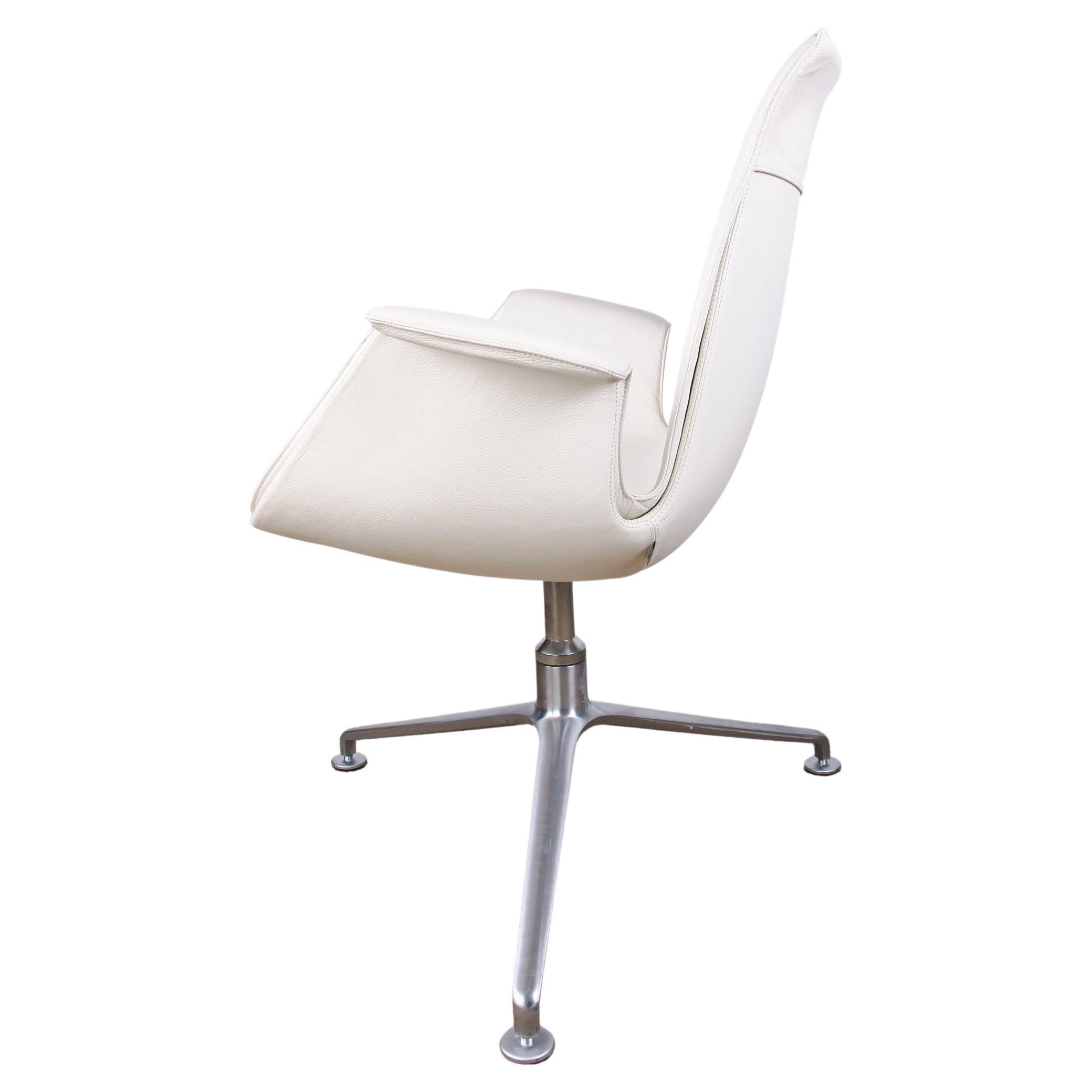 Danish Armchair in White Leather and Steel, Model Fk 6725 by Preben Fabricius For Sale