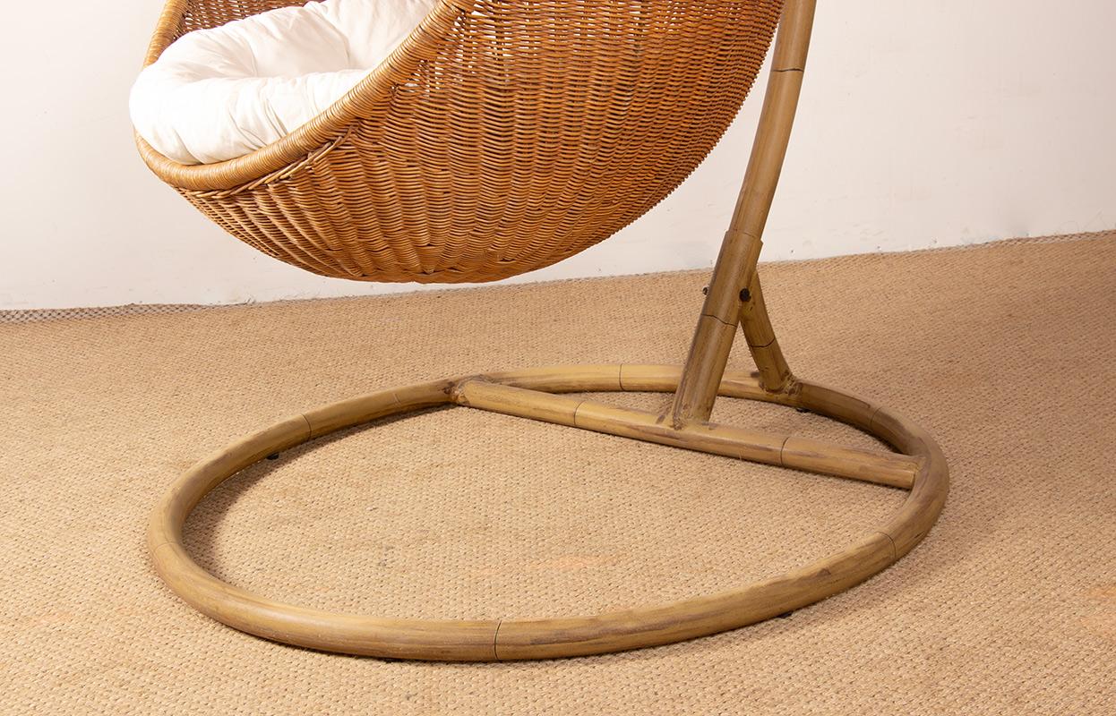 Poltrona danese in rattan intrecciato, con supporto in metallo, attribuita a Nana Ditzel. in vendita 6