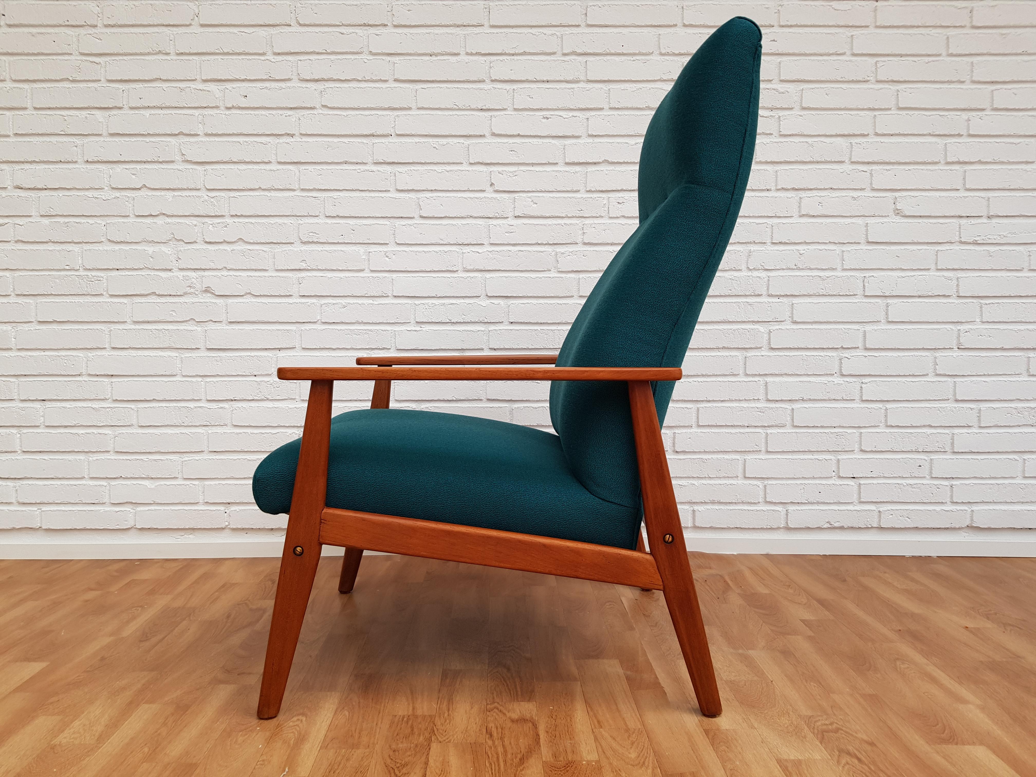 Scandinavian Modern Danish Armchair, Swing Function, Wool, Teak Wood, 1960s, Completely Restored For Sale