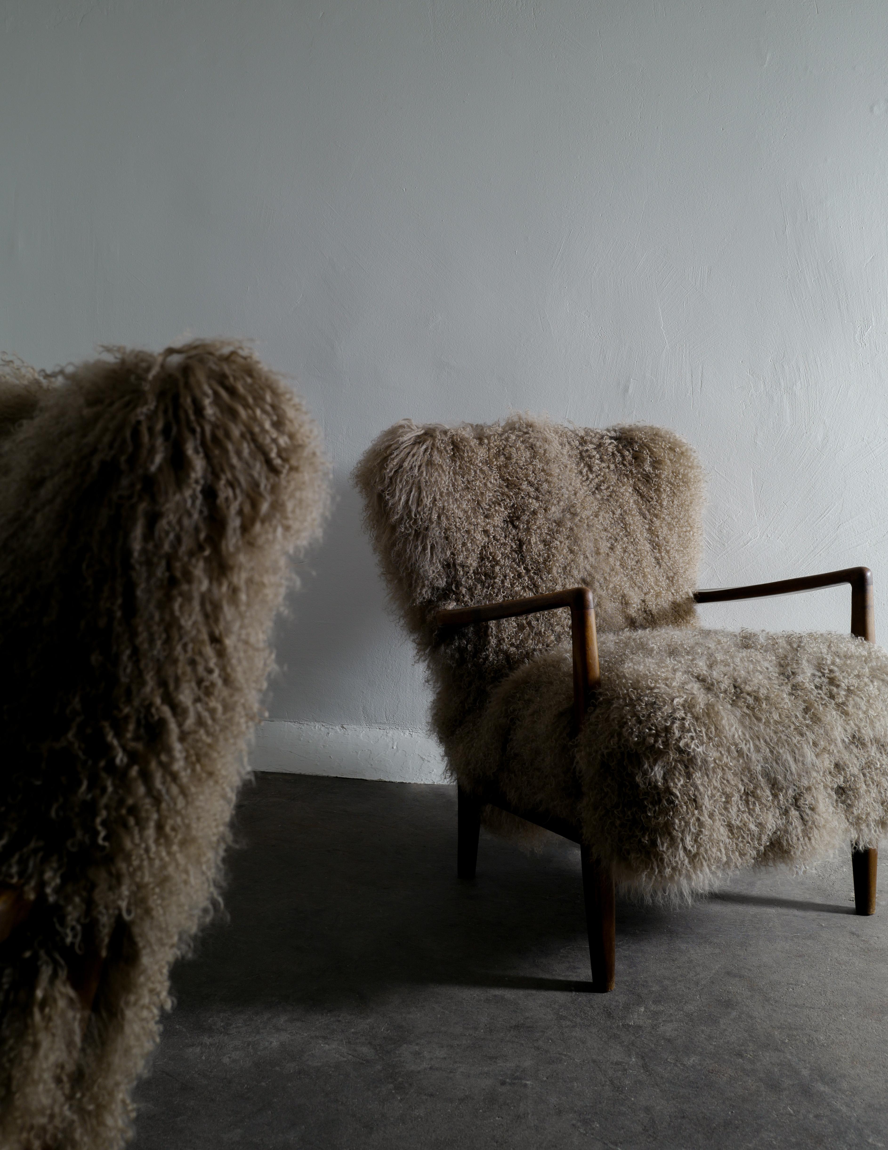 Danish Armchairs by Soren Hansen in Beech with Beige Sheepskin, 1940s 2