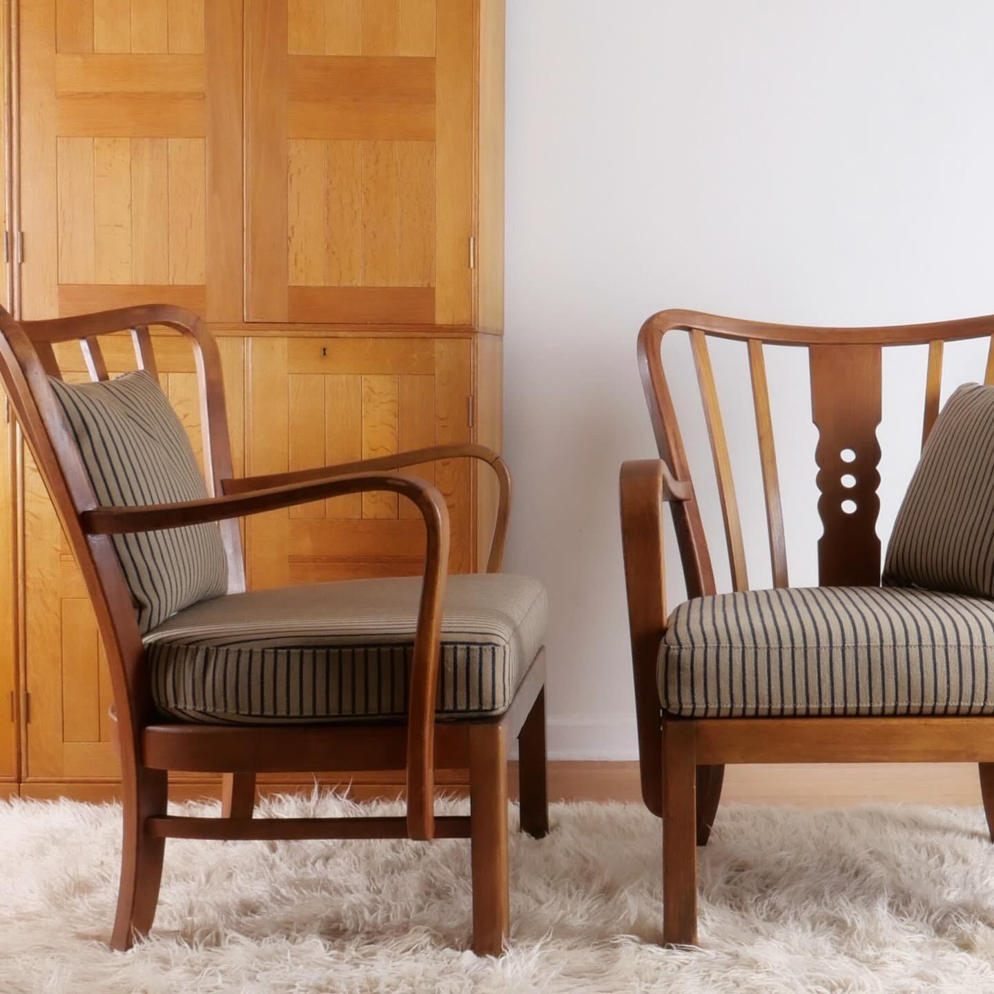Danish Art Deco 1930s Fritz Hansen Model 1588 Lounge Chairs, A Pair For Sale 2