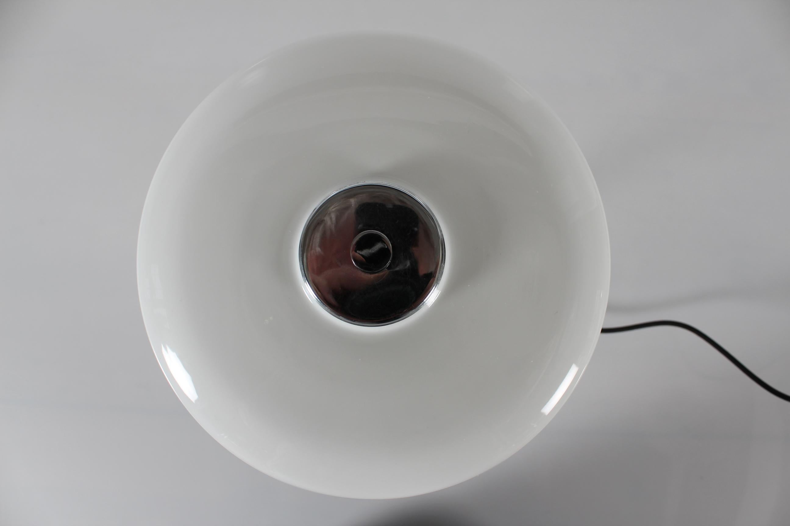 Danish Art Deco 1930s Table Lamp in Poul Henningsen Style Opaline Glass + Chrome For Sale 3