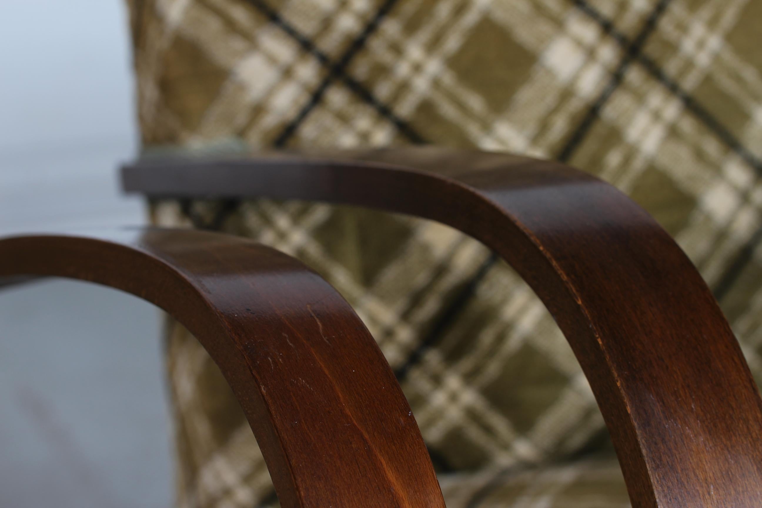 2 fauteuils club danois Art déco presque identiques, en bois foncé et velours, années 1940 en vente 2