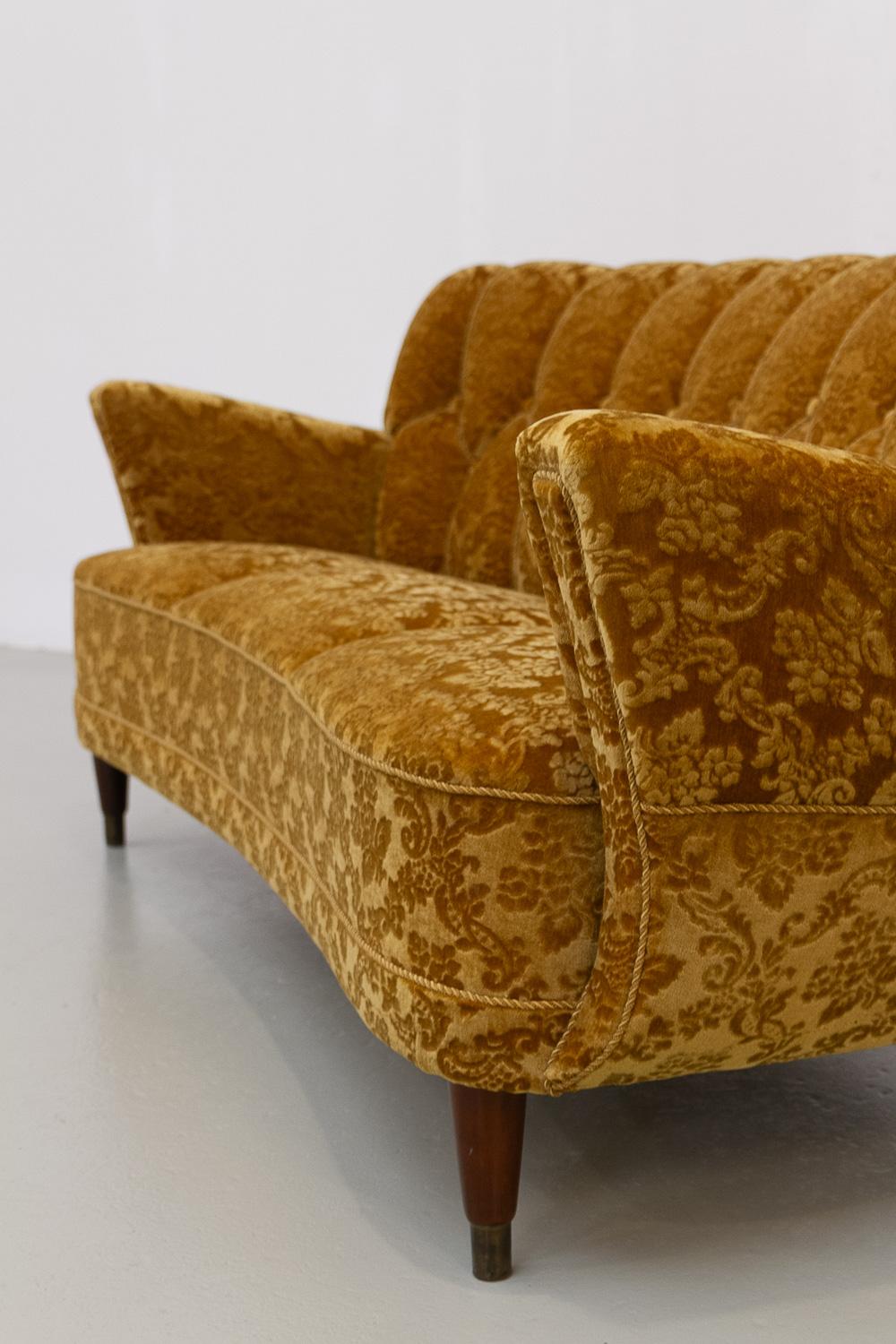 Danish Art Deco 3-Seater Banana Sofa in Golden Yellow Velvet, 1940s. 11