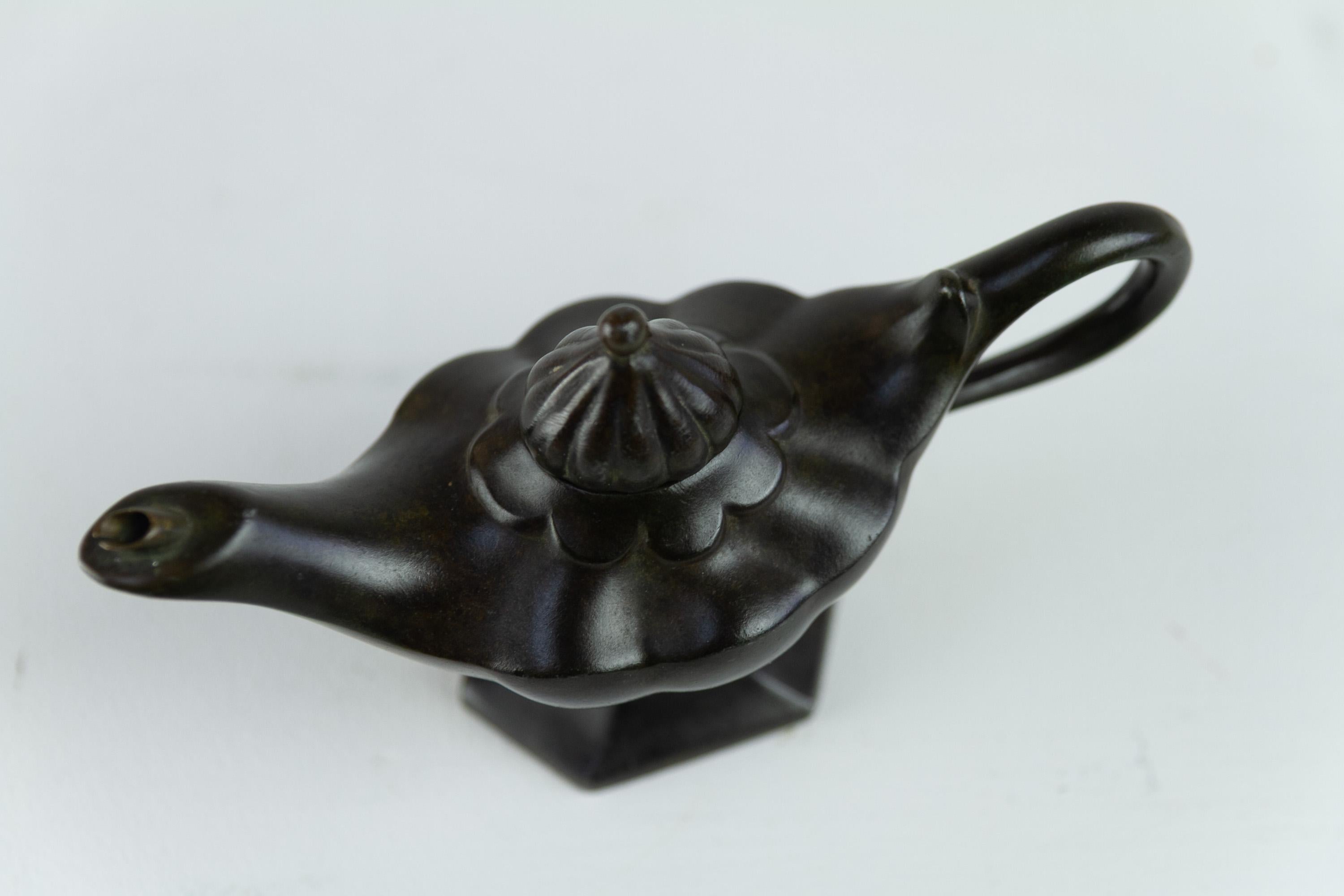 Lampada ad olio danese Art Deco Aladdin in metallo Disko di Just Andersen, 1930. in vendita 4