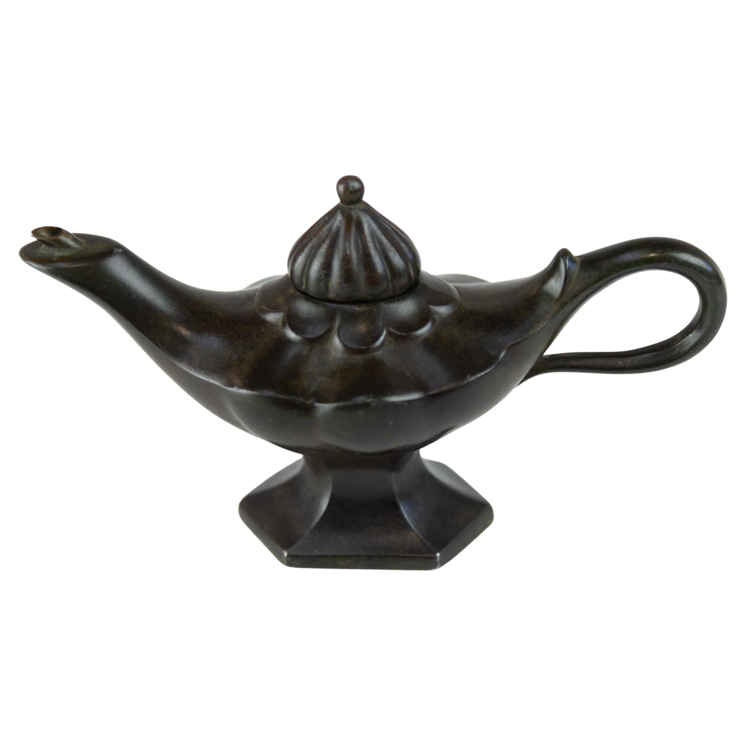 Lampada ad olio danese Art Deco Aladdin in metallo Disko di Just Andersen, 1930. in vendita