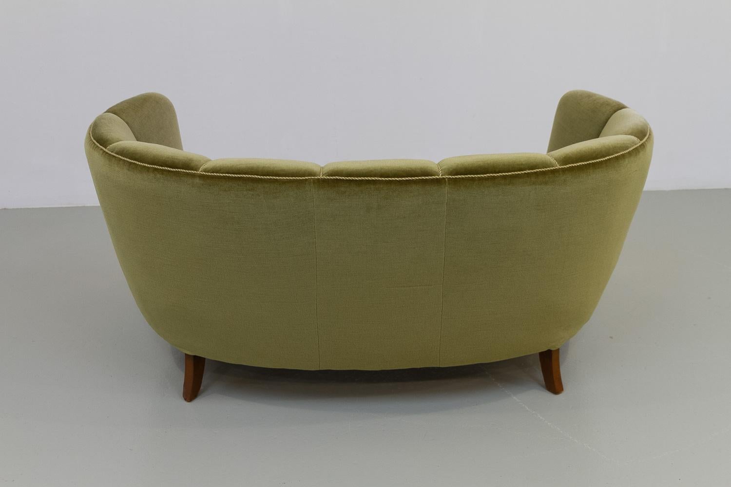 Danish Art Deco Banana Sofa in Green Velvet, 1940s. 8