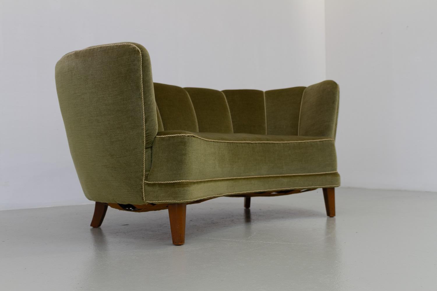 Danish Art Deco Banana Sofa in Green Velvet, 1940s. 16